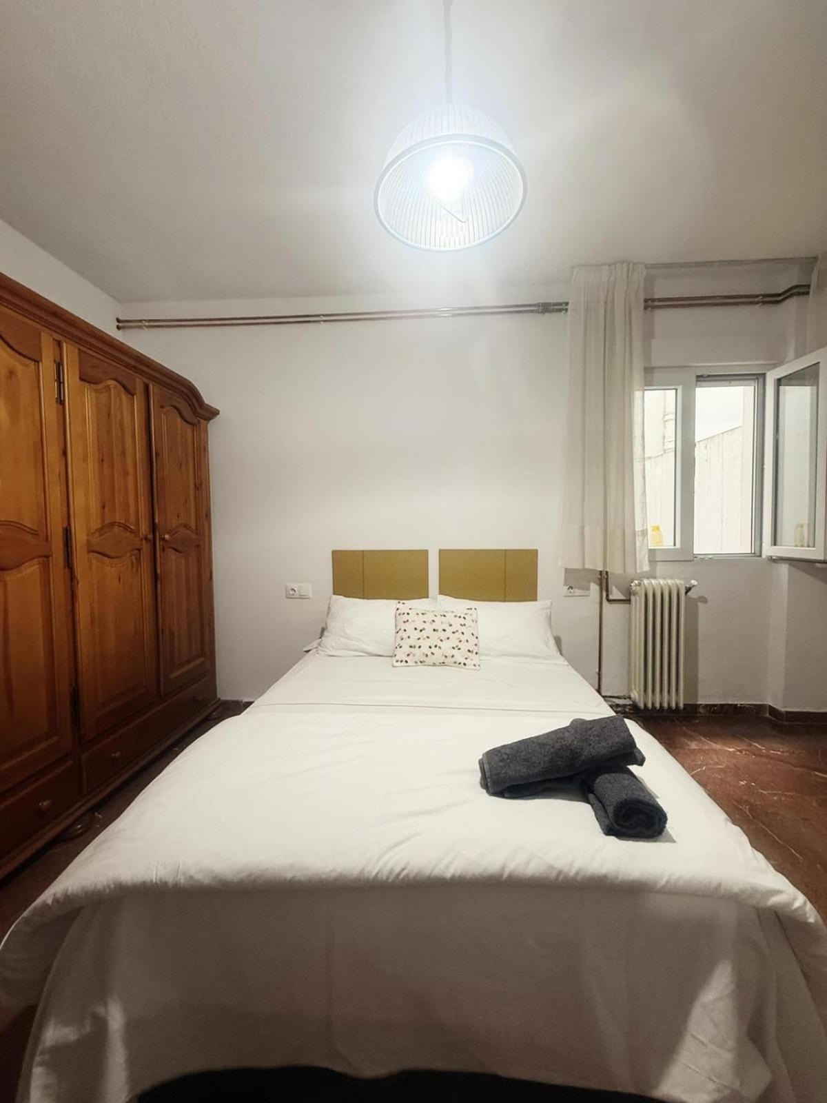 Standard Double Room with Shared Bathroom