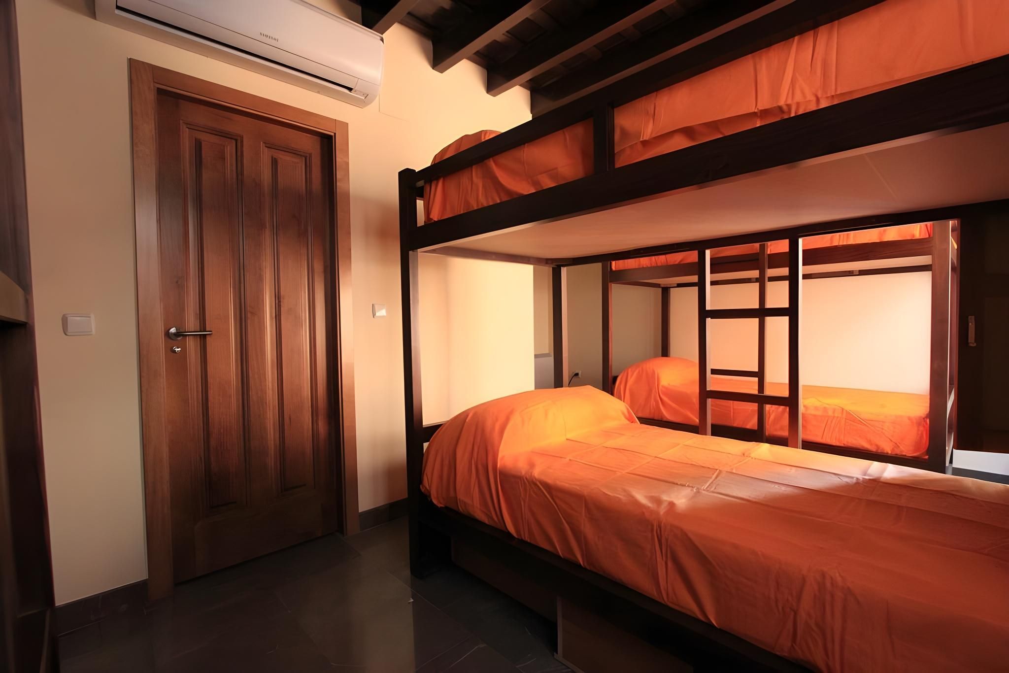 1 Person in 4-Bed Dormitory - Mixed