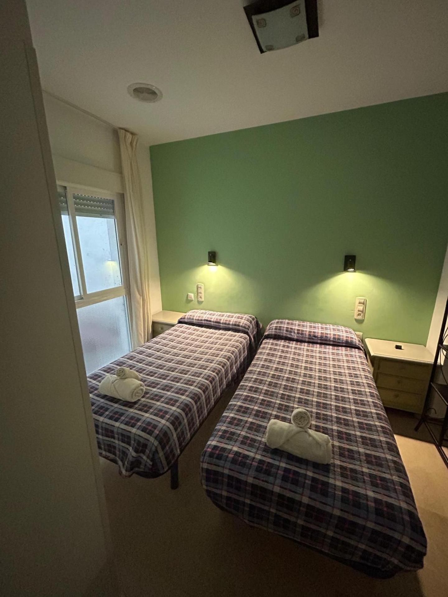 Twin Room with Private Bathroom