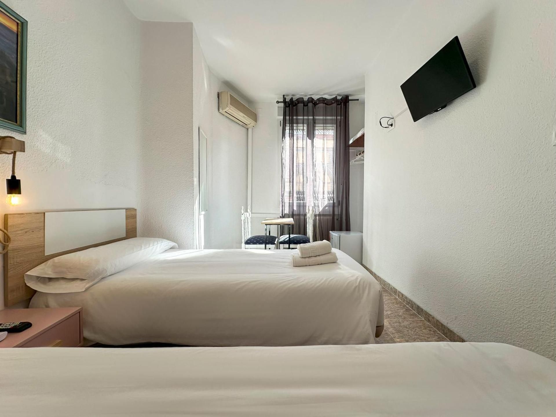 Twin Room with Shared Bathroom