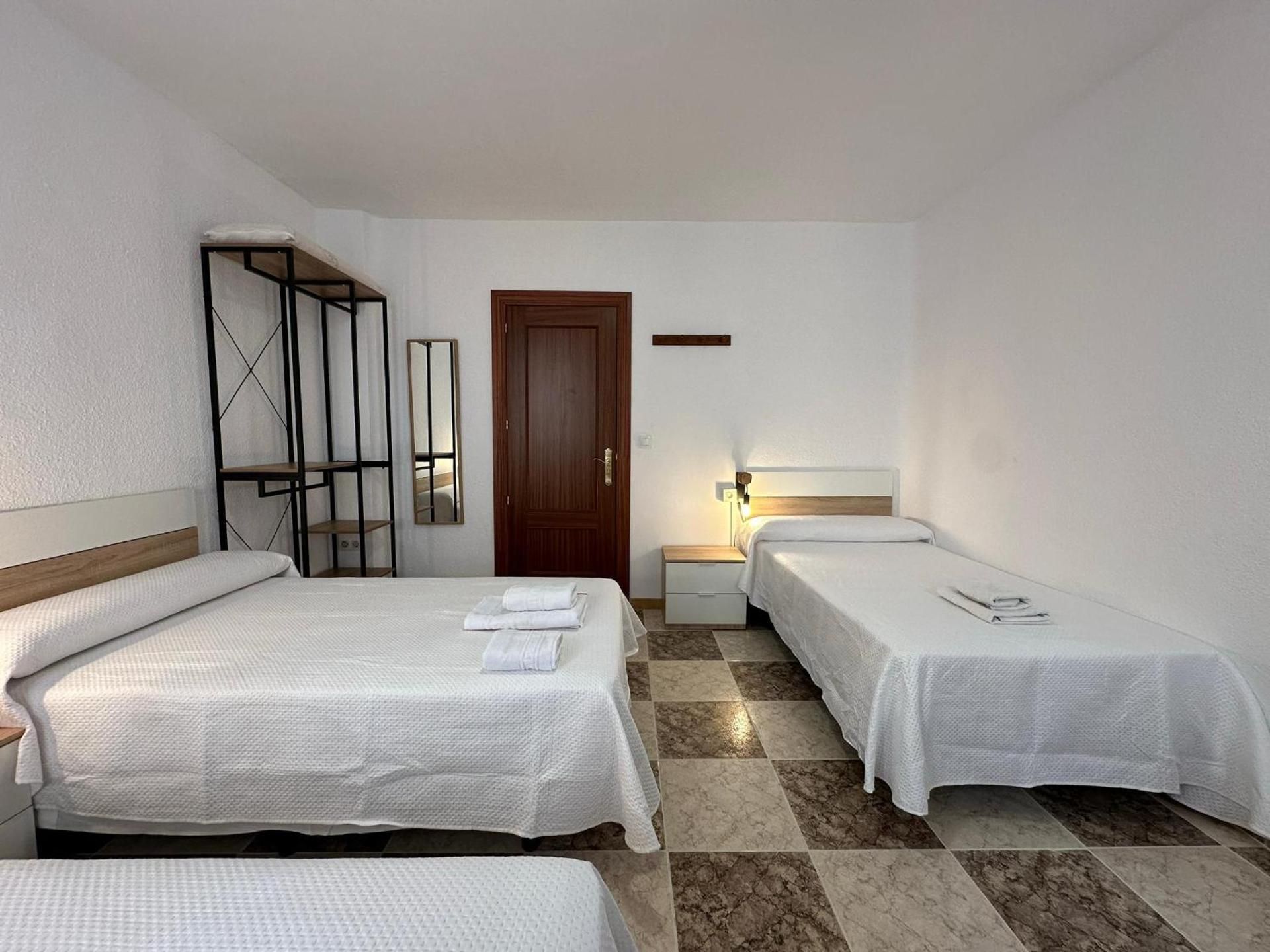 Triple Room with Shared Bathroom
