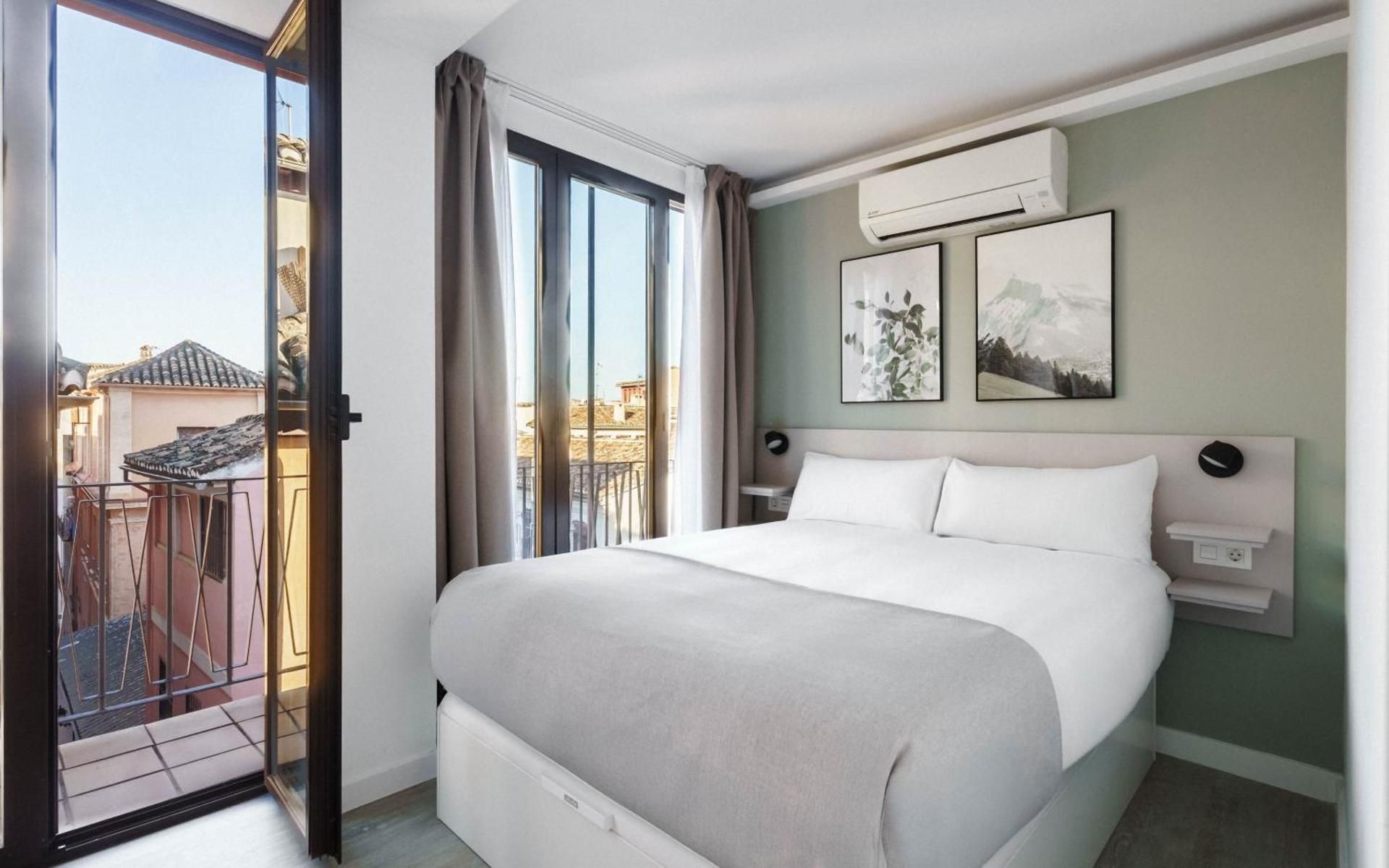 One-Bedroom Comfort Apartment with Balcony