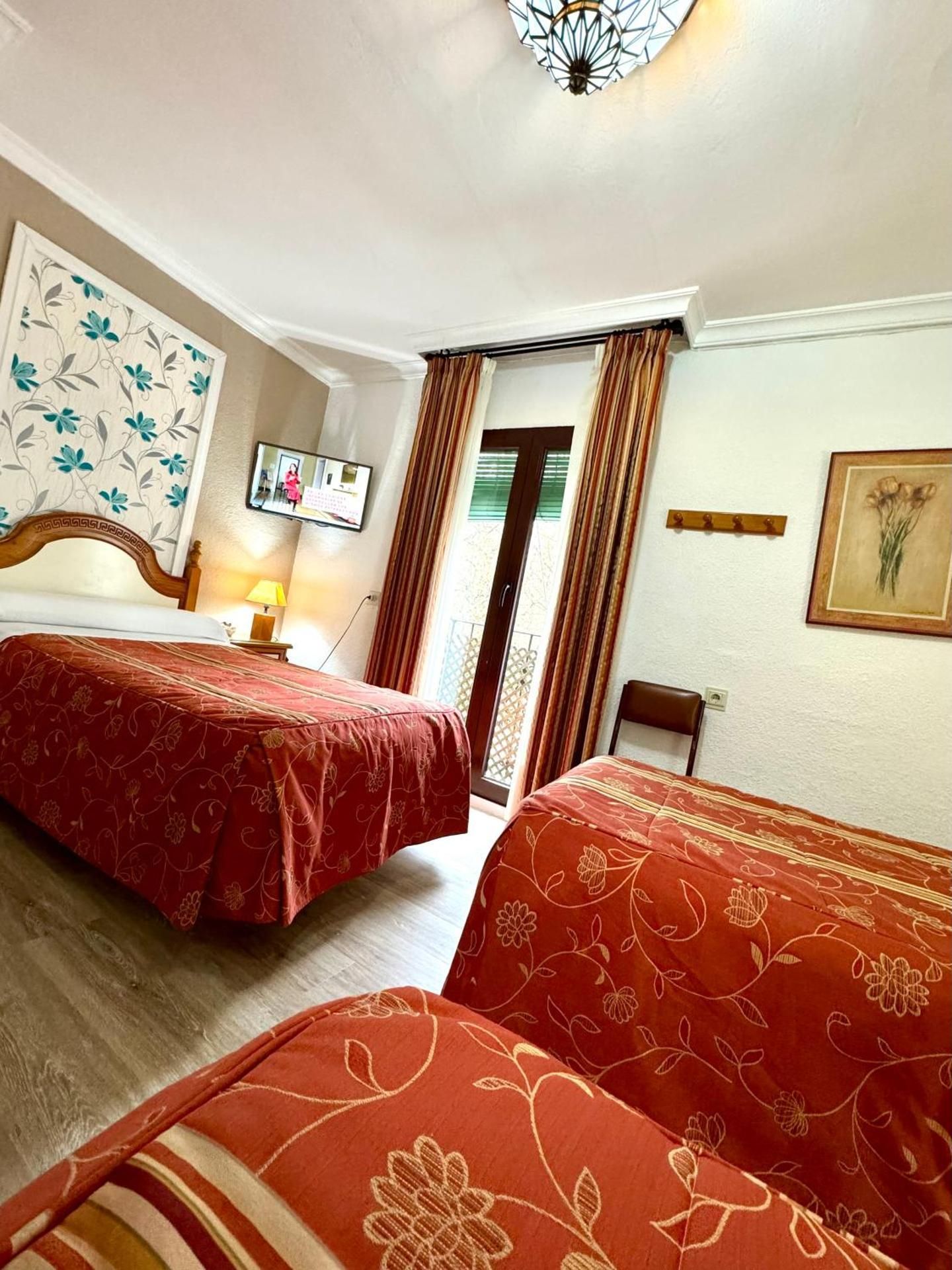 Triple Room with Private Bathroom