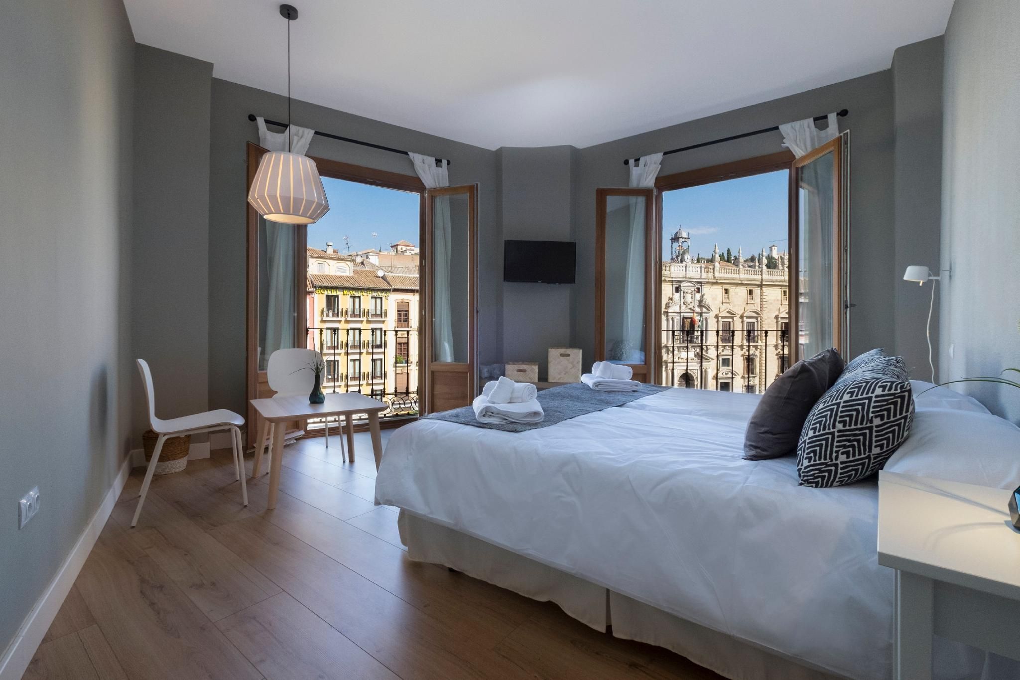 Apartment with Balcony