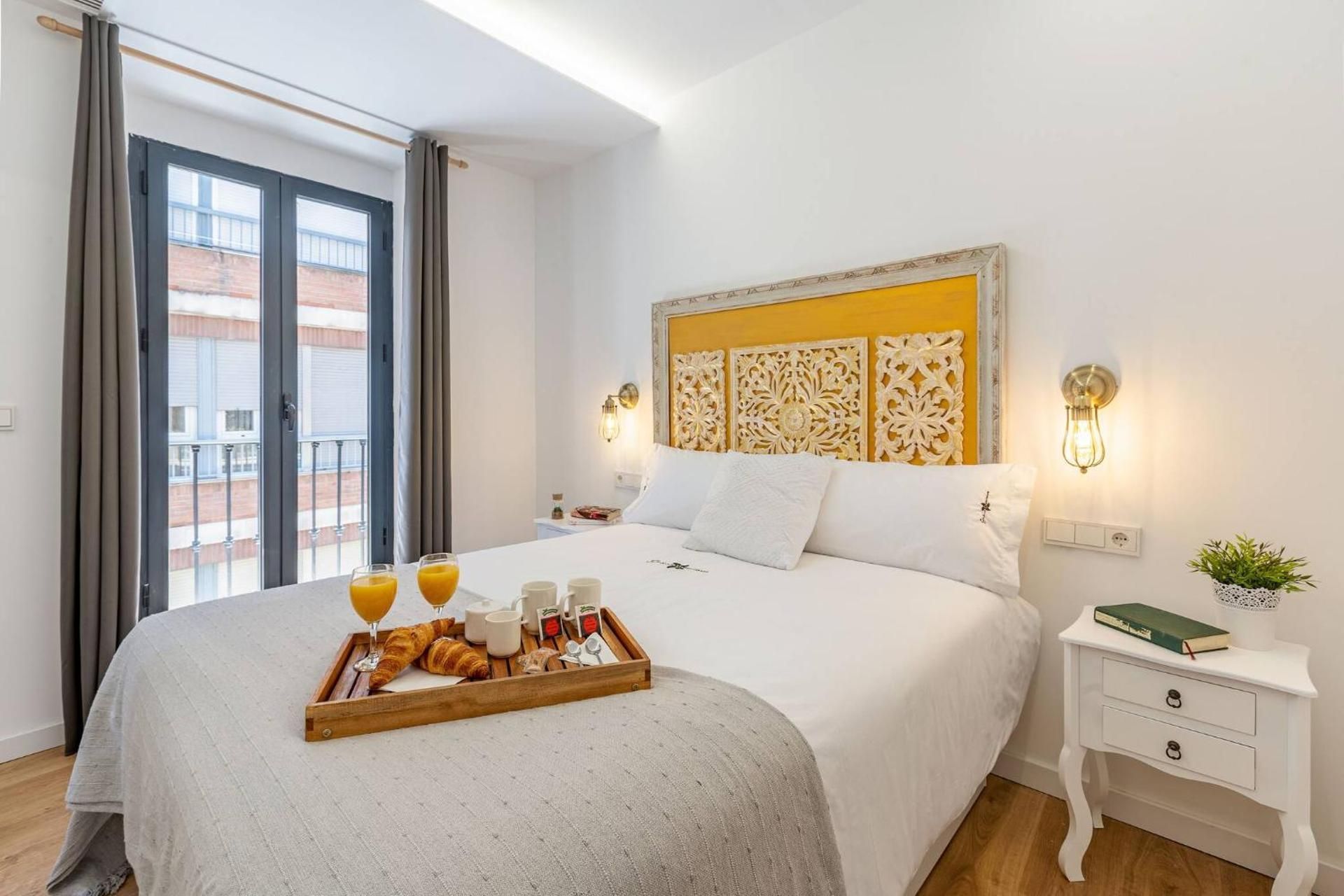 Apartment with Balcony