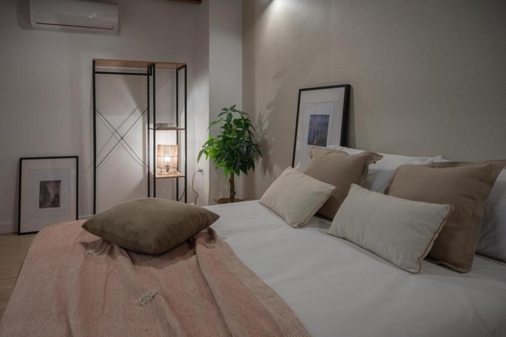 Deluxe Double Room with Castle View