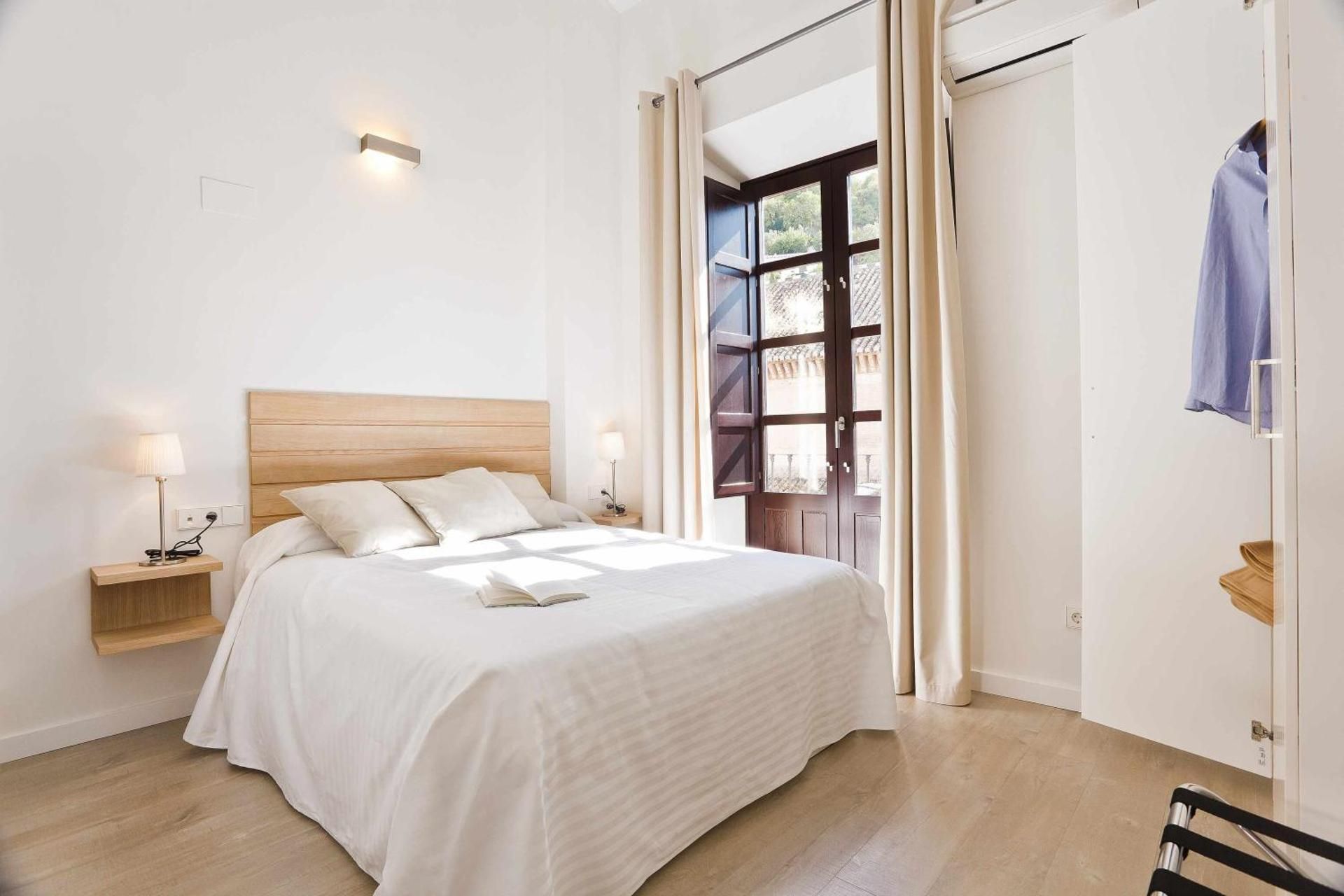 Superior One-Bedroom Apartment with Balcony (2-3 Adults)