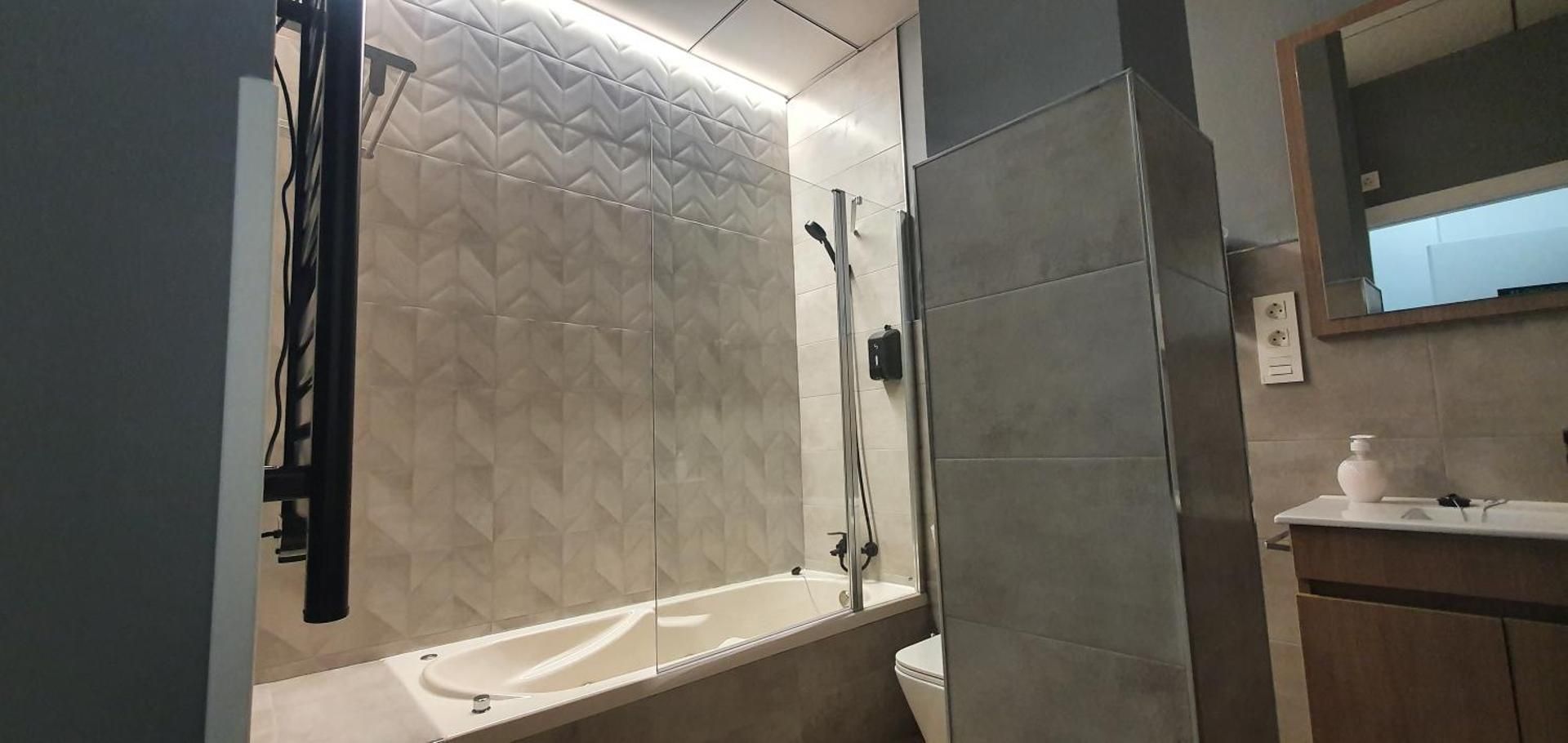 Deluxe King Studio