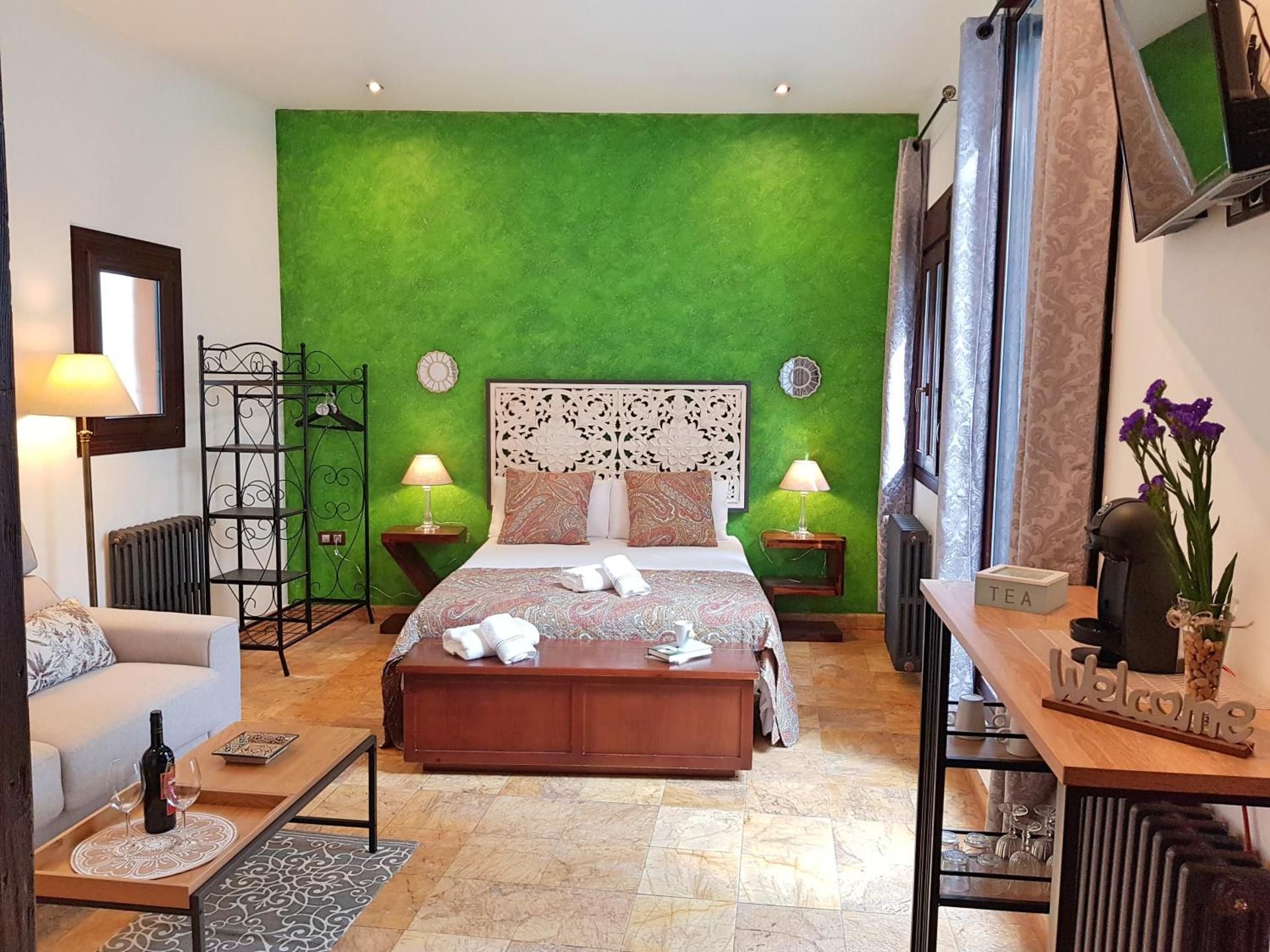 Suite with Garden View