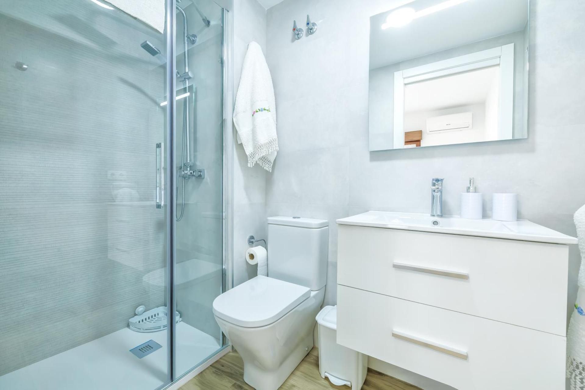 Superior One-Bedroom Apartment