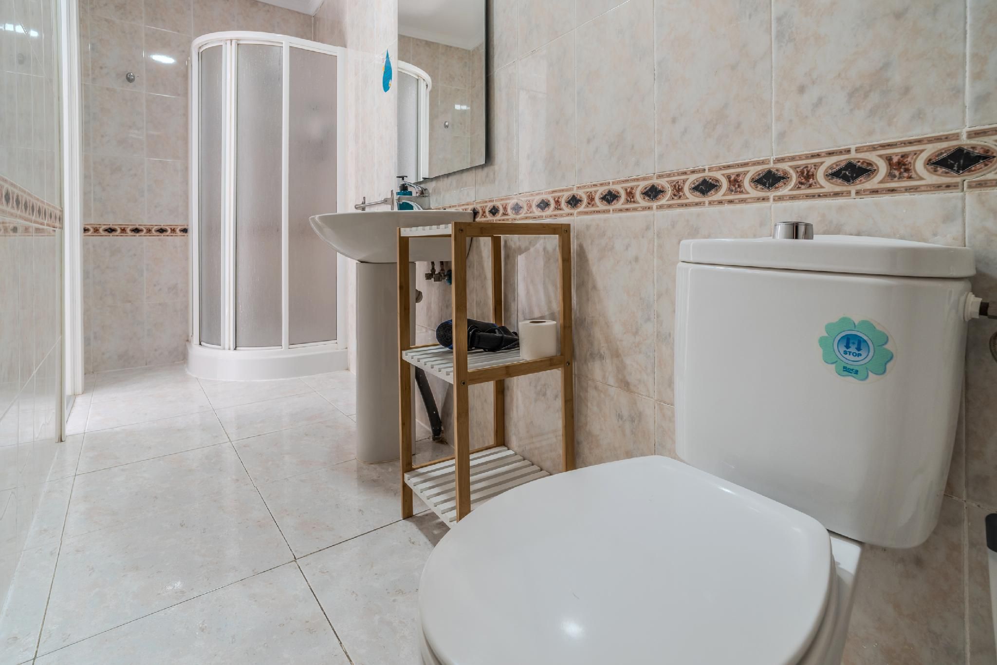 Calleja de La Pimentera Habitacion Doble-Superior-Baño en la habitacion 2