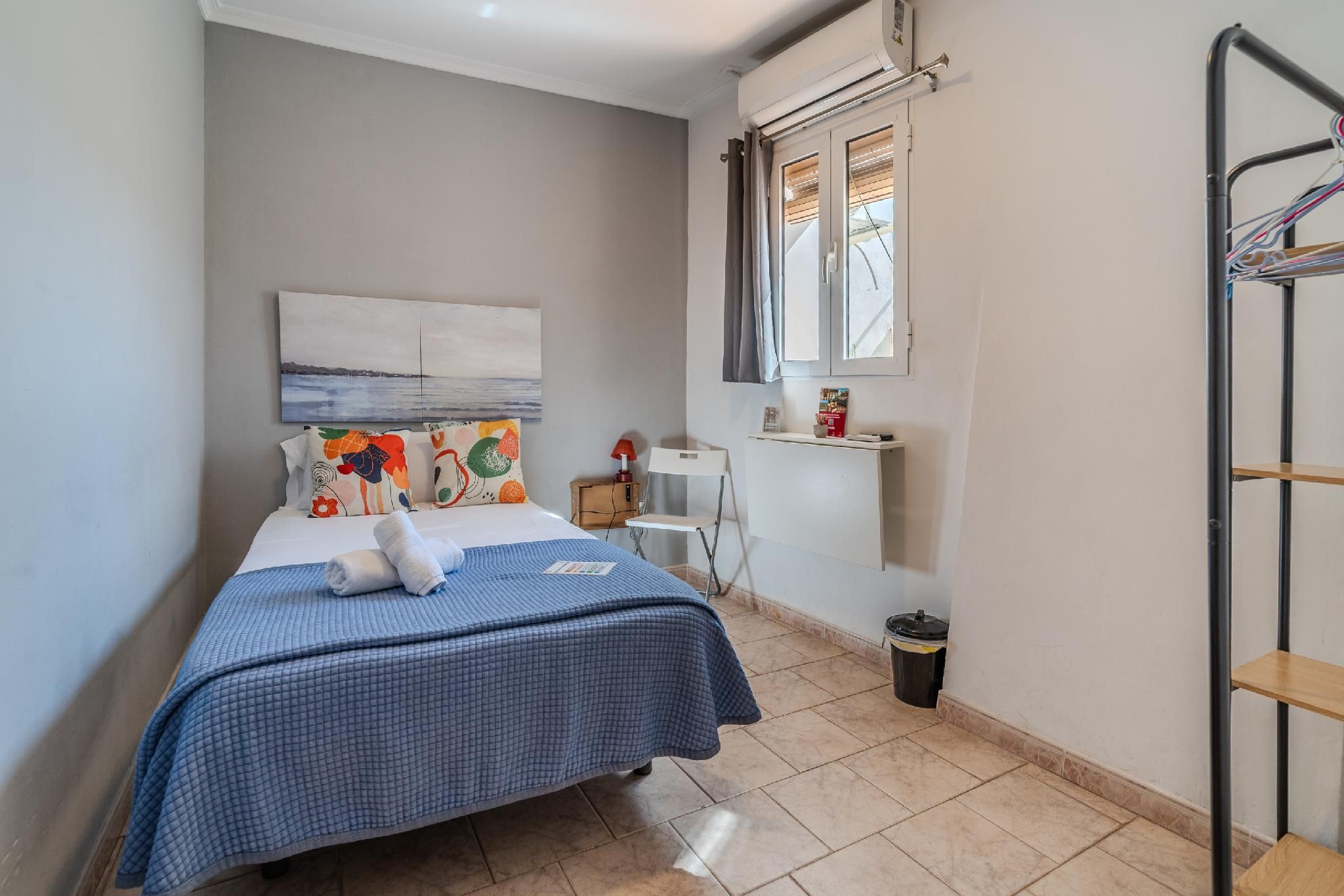 Calleja de La Pimentera Individual-Básico-Baño Privado 2