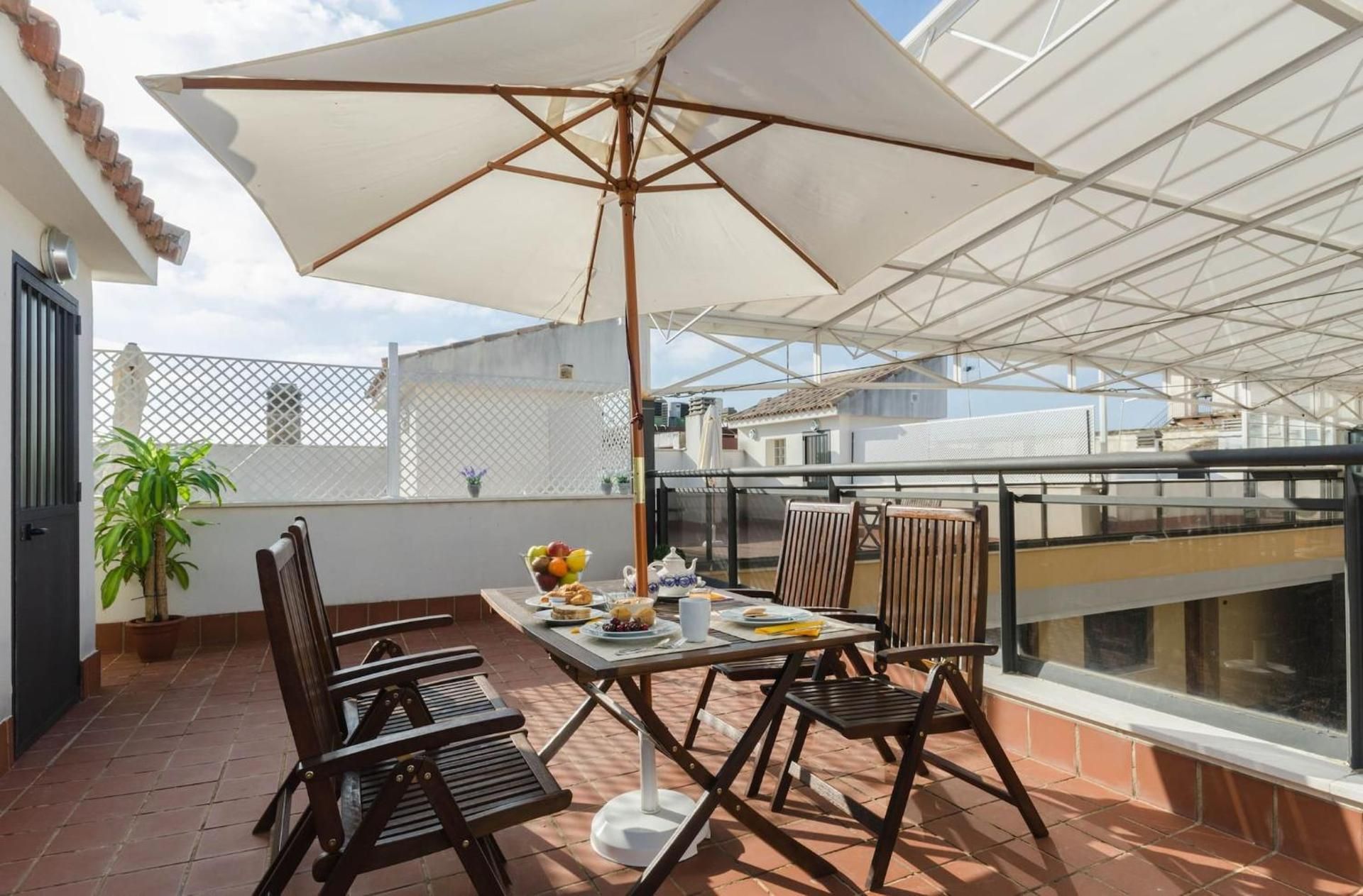 Apartment with Terrace