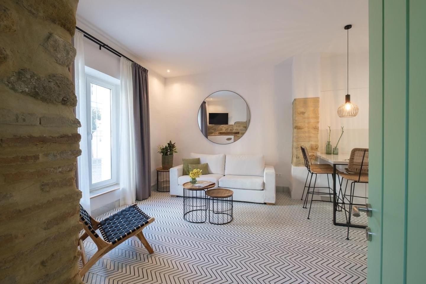 Superior Apartment One Bedroom