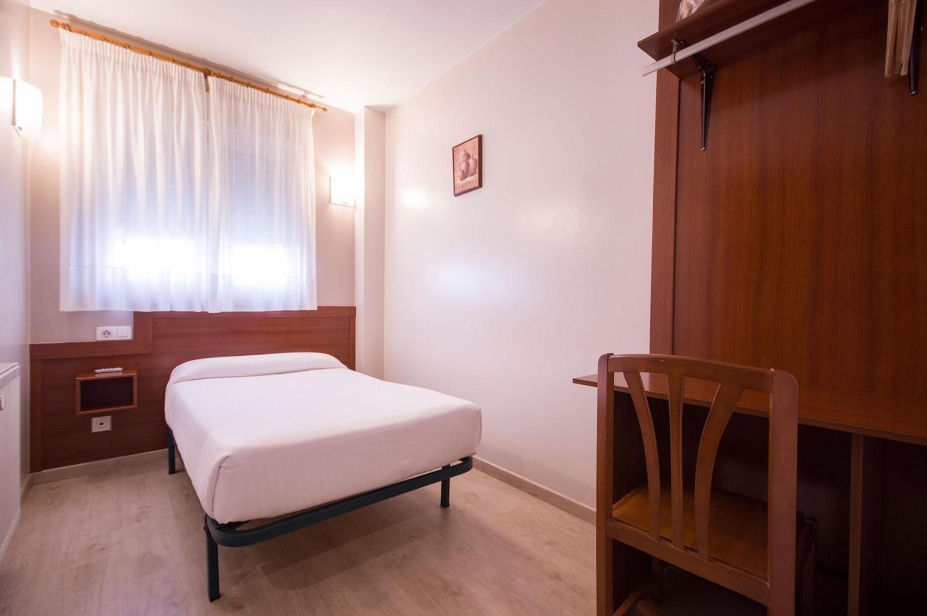 Small Single Room