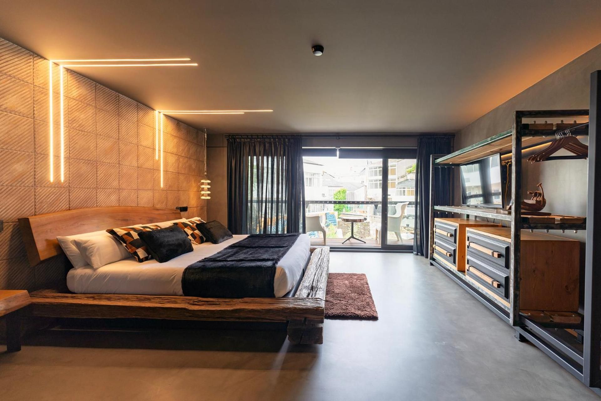Superior Apartment with Balcony