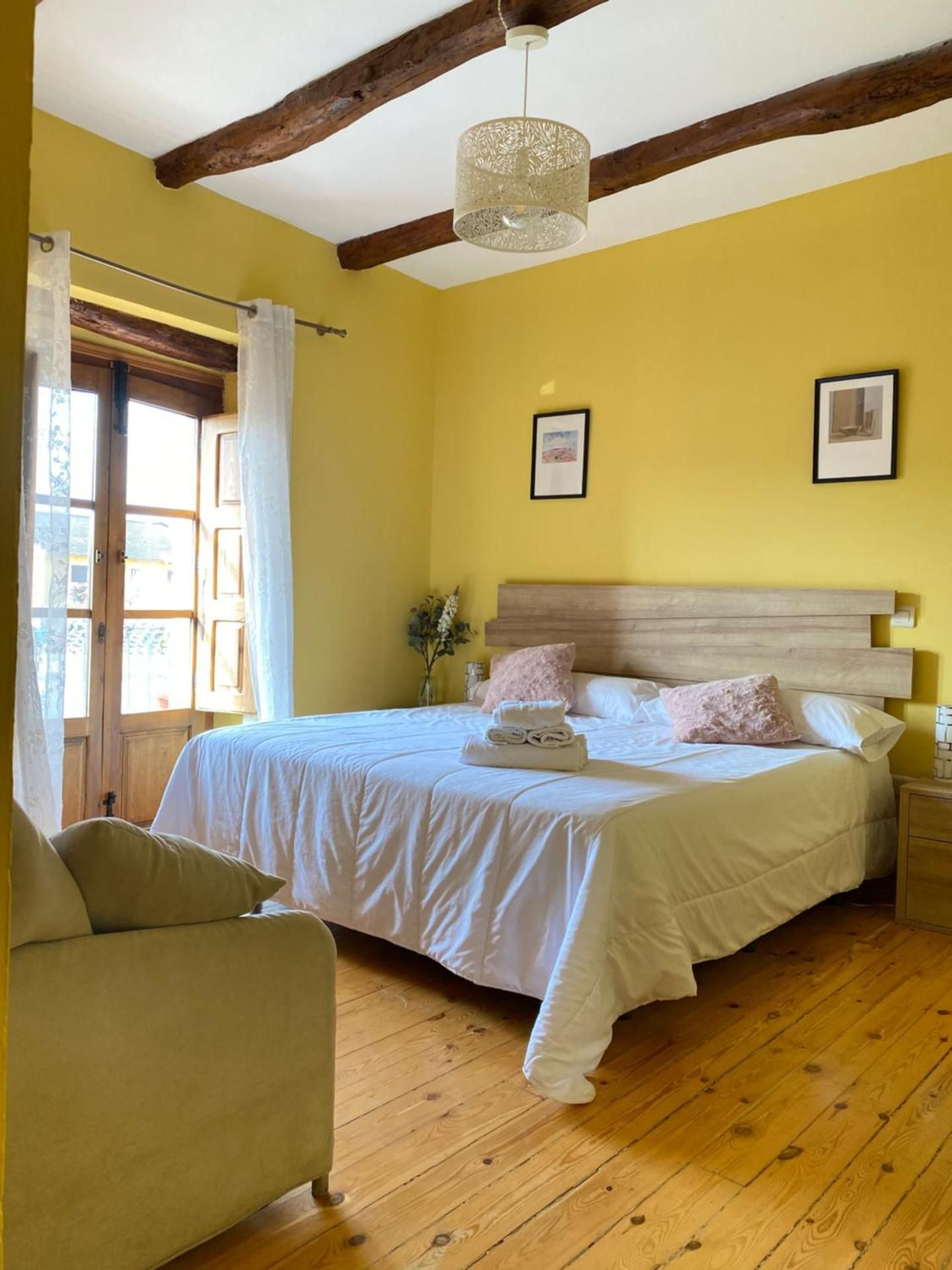 Deluxe King Room