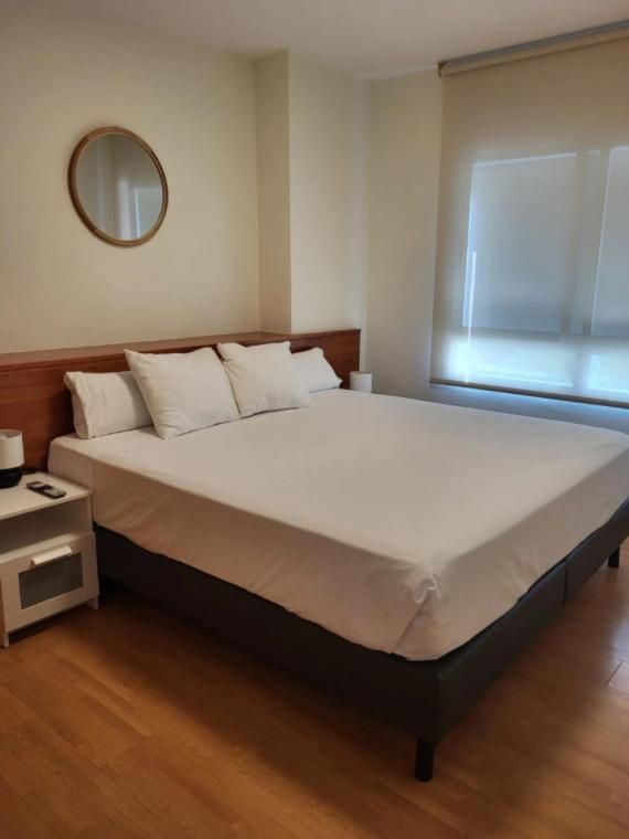 One-Bedroom Deluxe Apartment