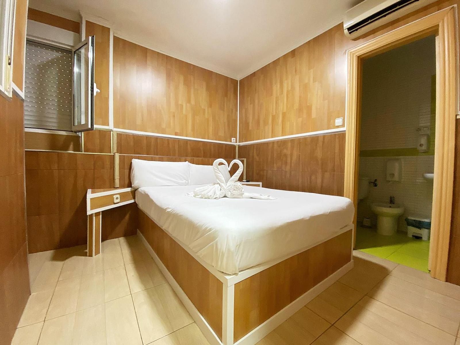 Large Single Room