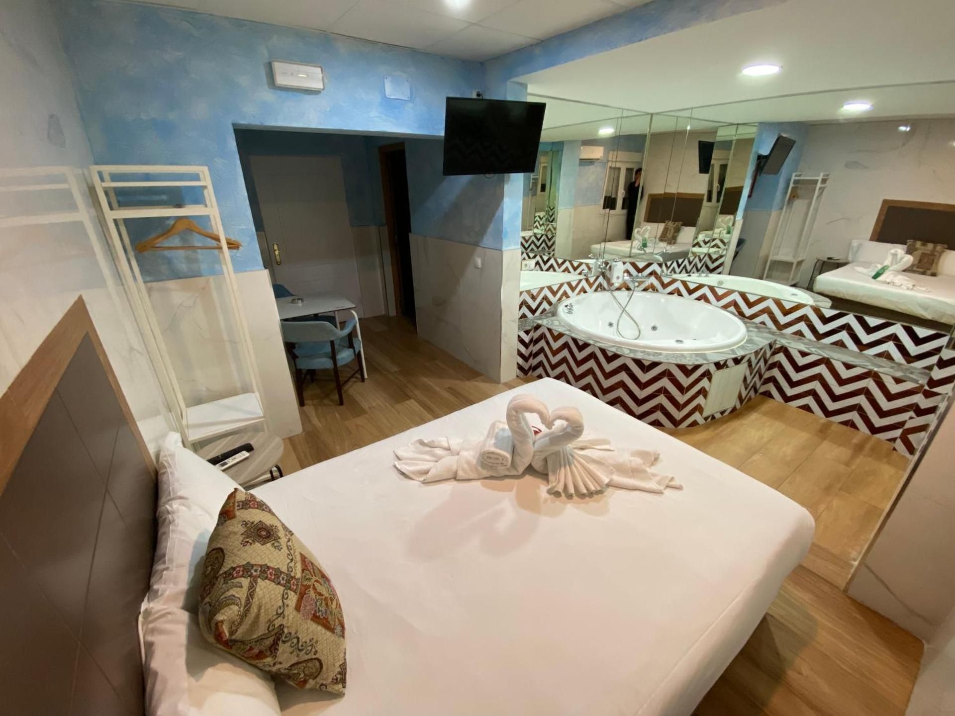 Double Room with Spa Bath