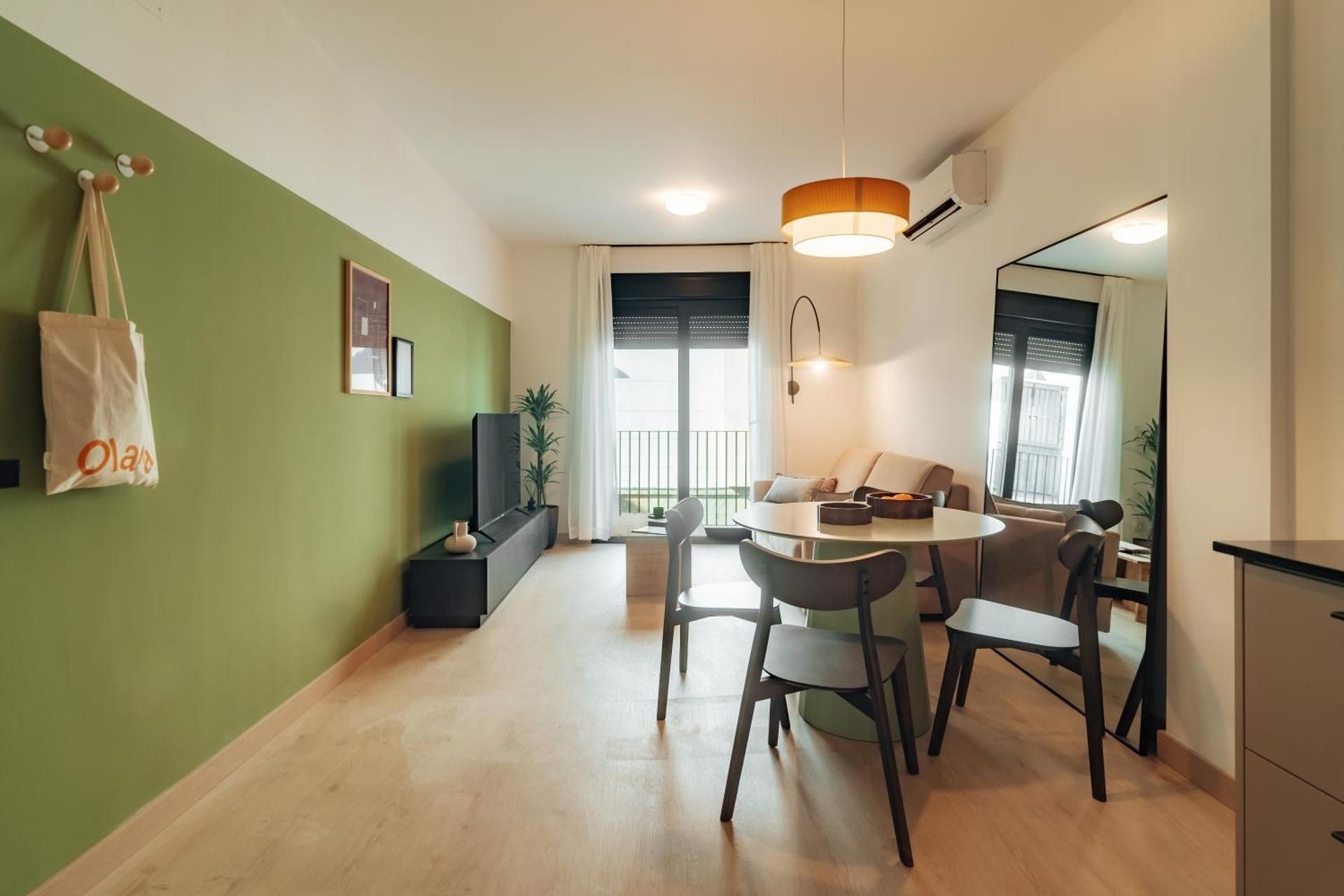 One-Bedroom Apartment