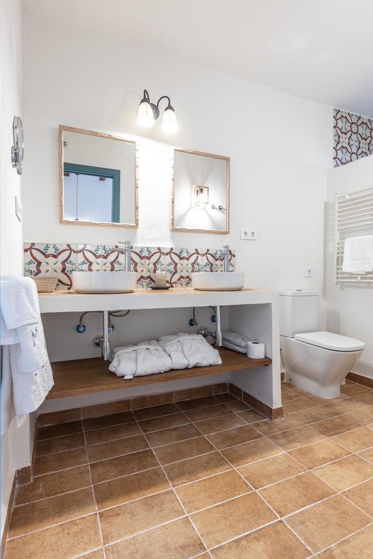 Double Room with Private Bathroom