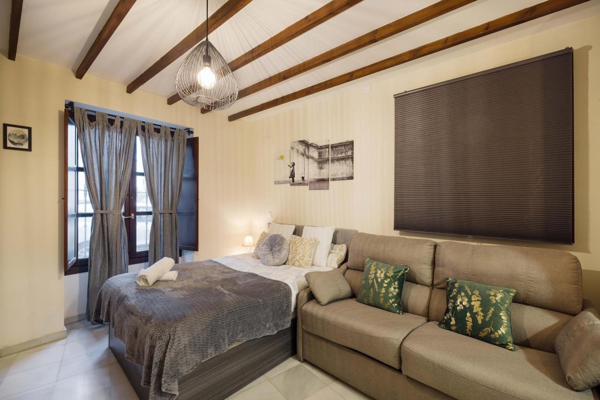 One-Bedroom Apartment