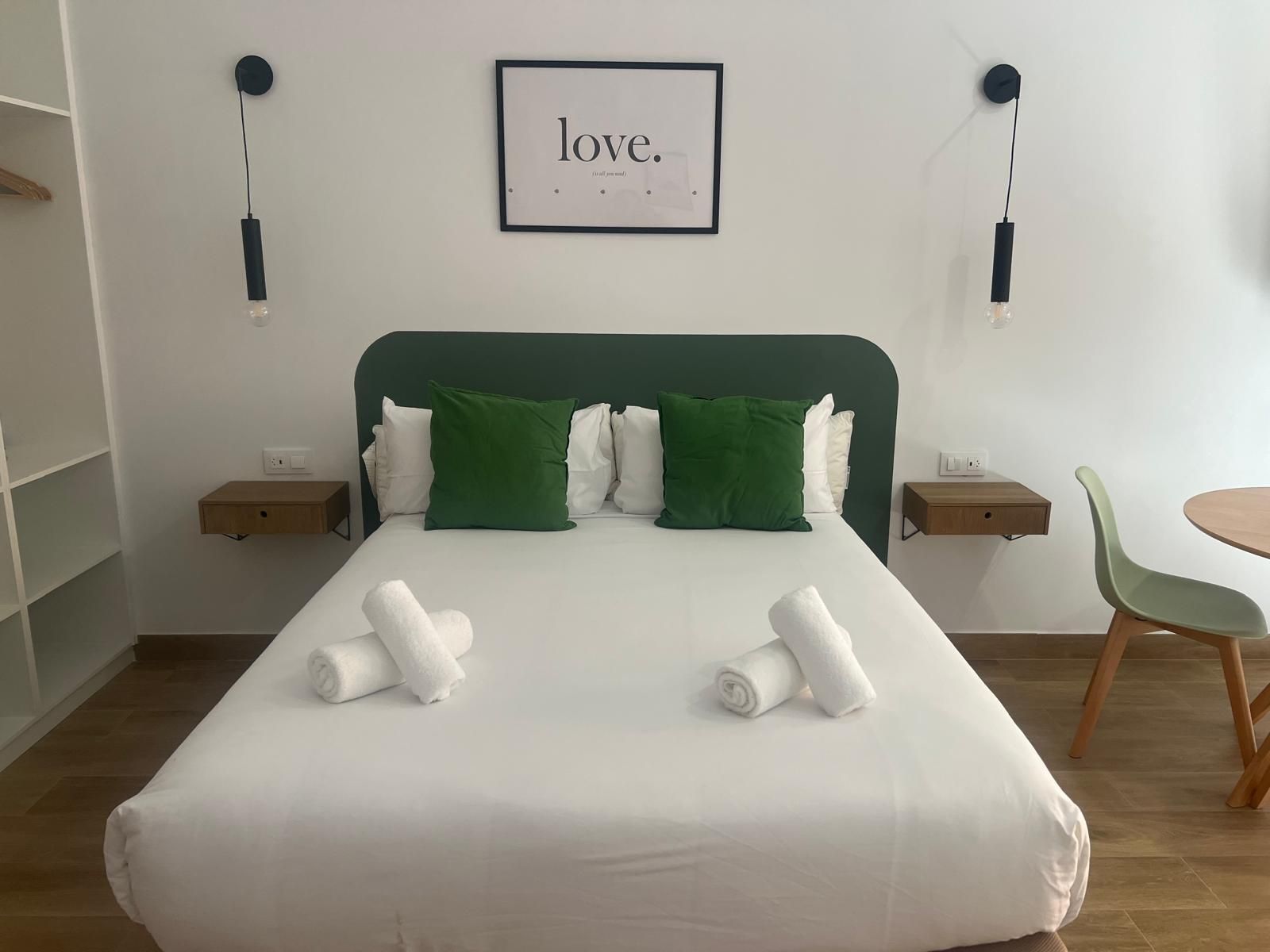 Standard Double Suite