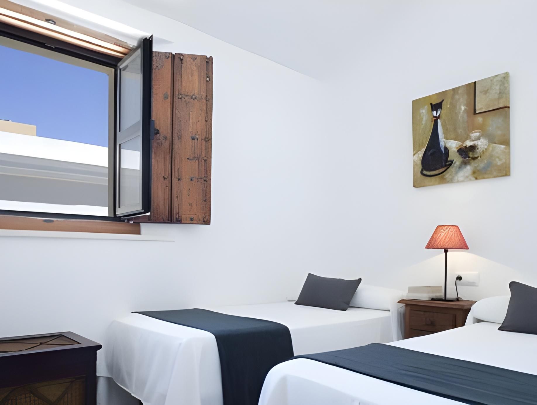 2 Bedroom Apartment (4 Adults)