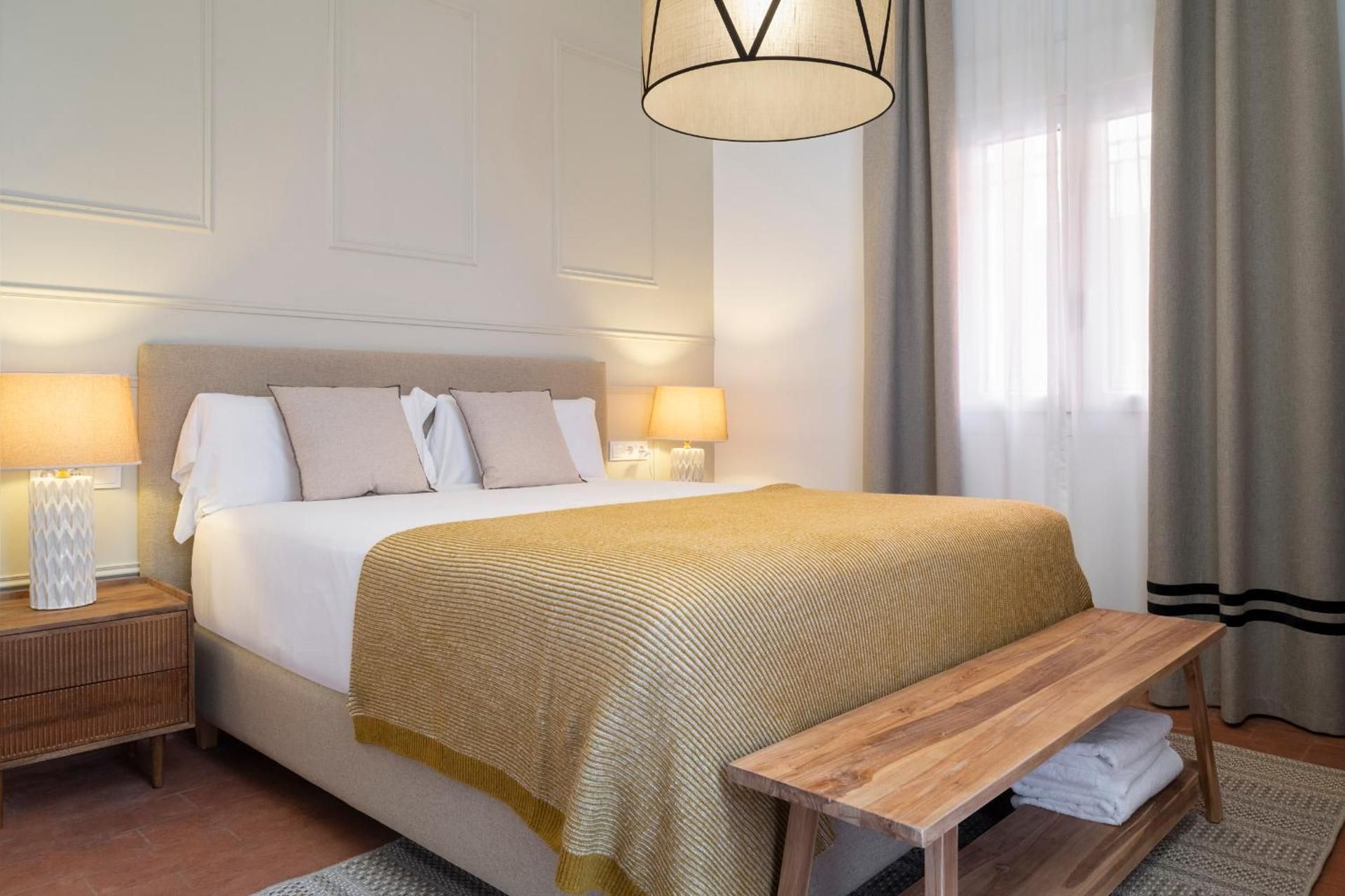 One Bedroom Apartment Private Jacuzzi