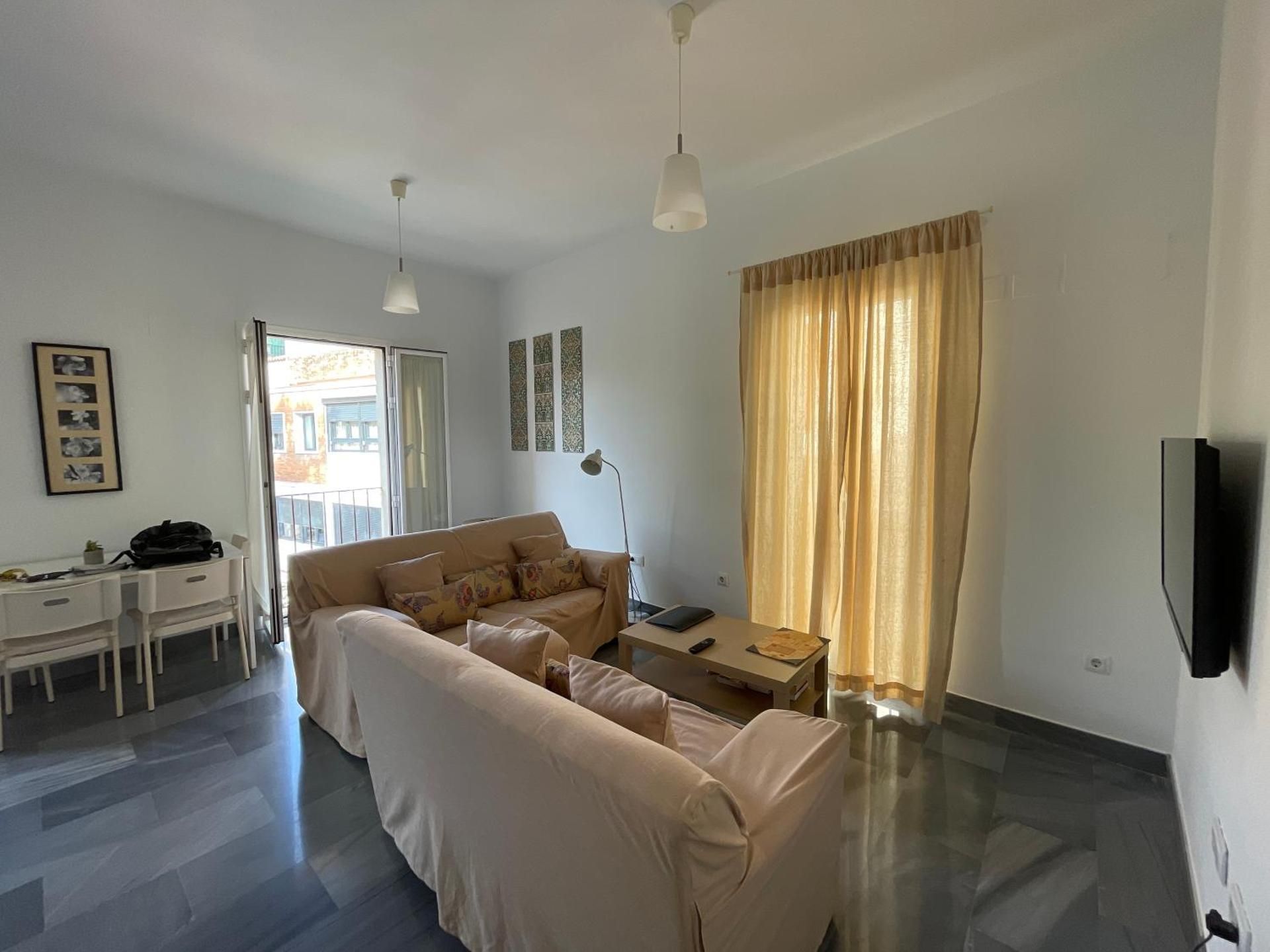 Maisonette with private pool