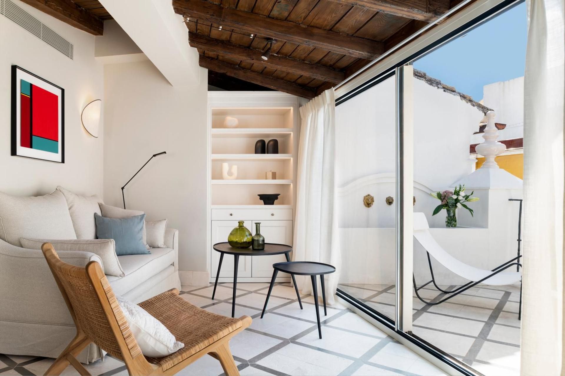 Penthouse Apartment with Terrace
