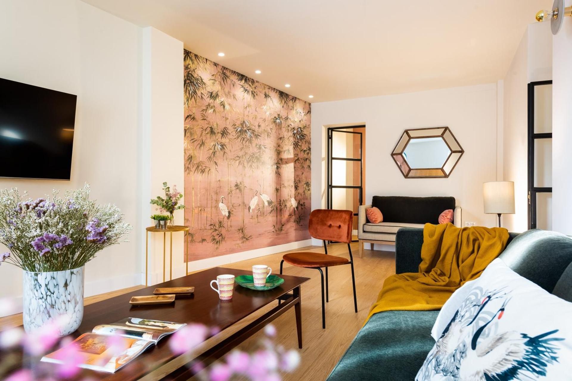 Three-Bedroom Apartment - no terrace access