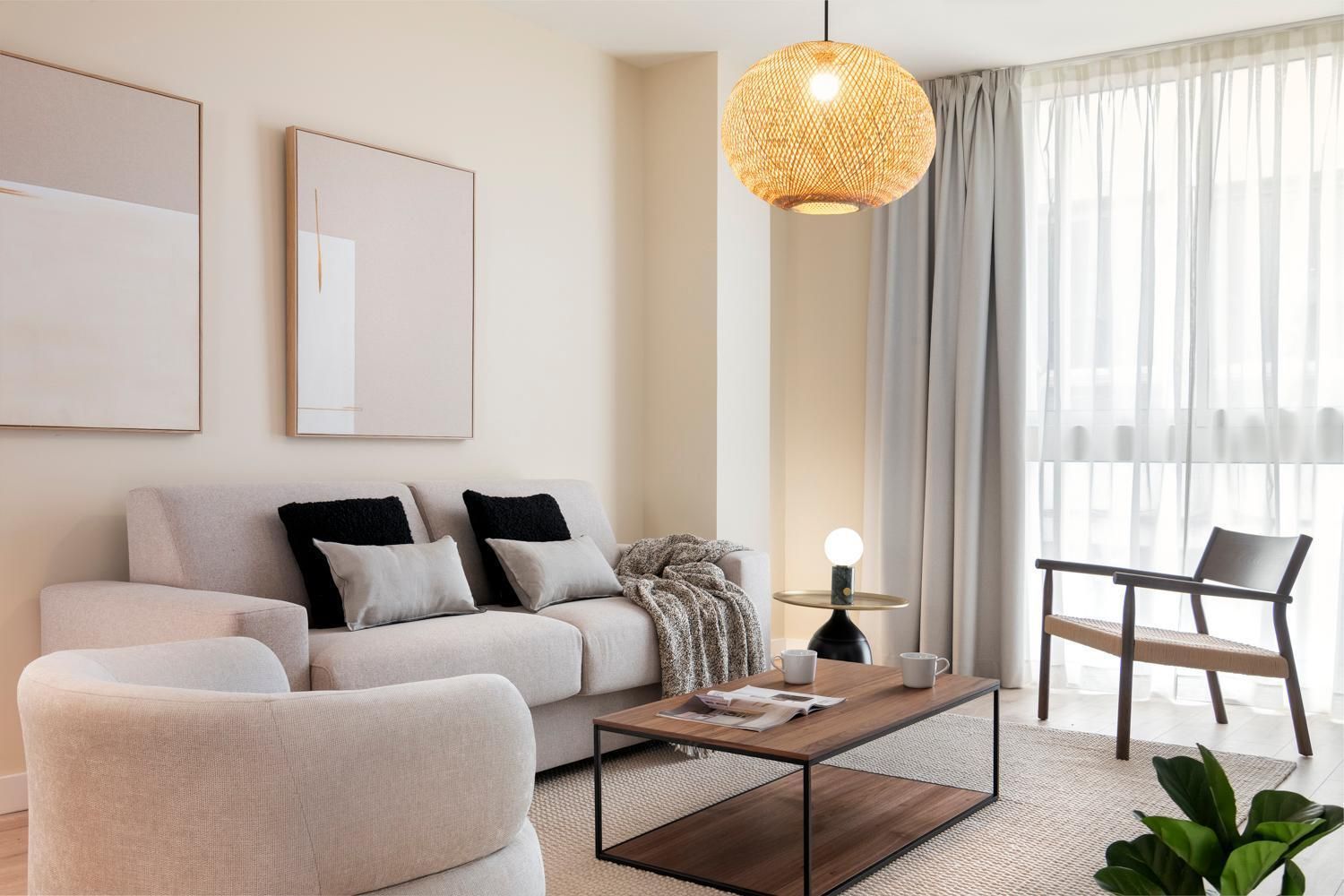 One-Bedroom Apartment