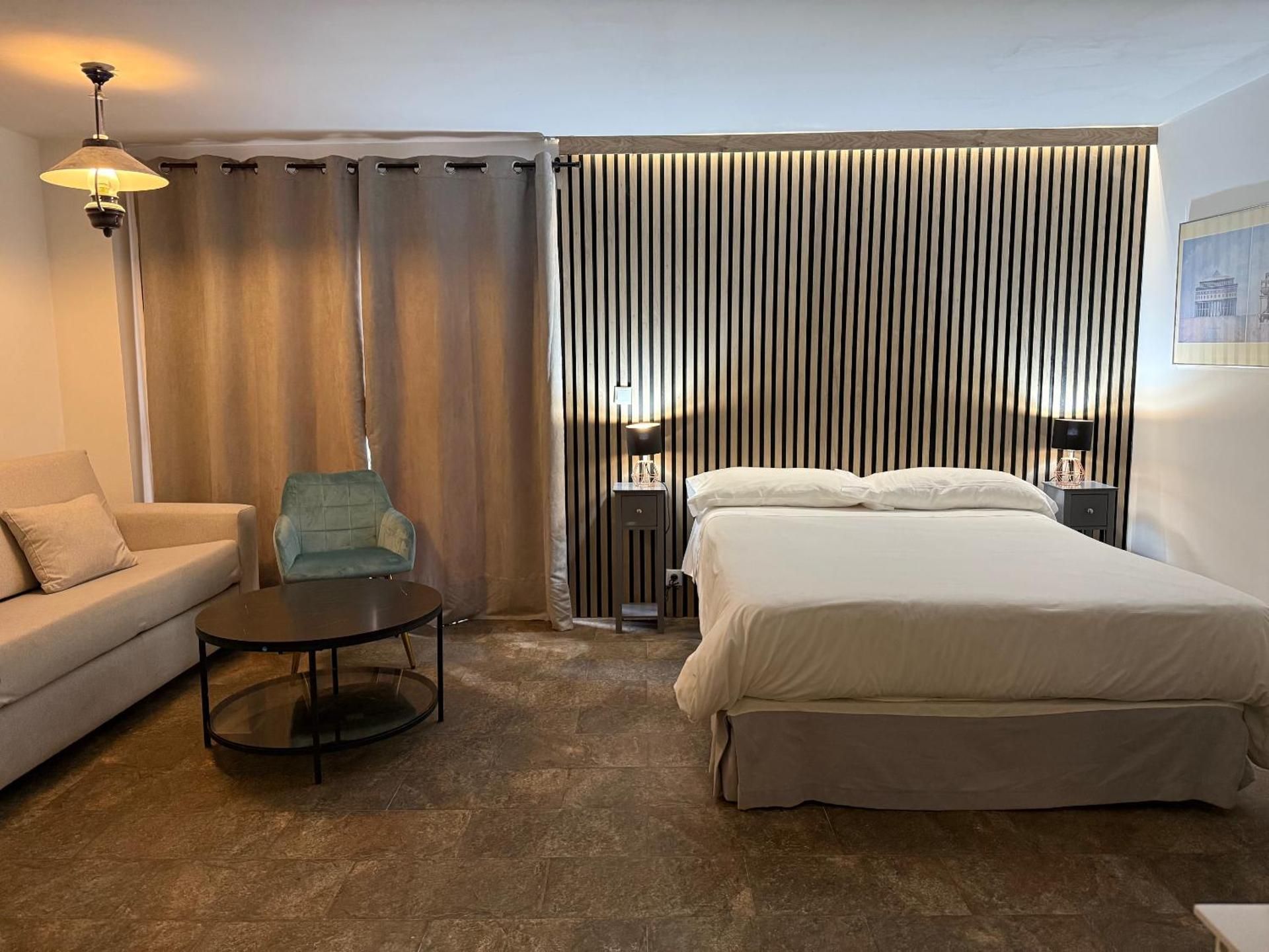 Estudios Suites Placentines