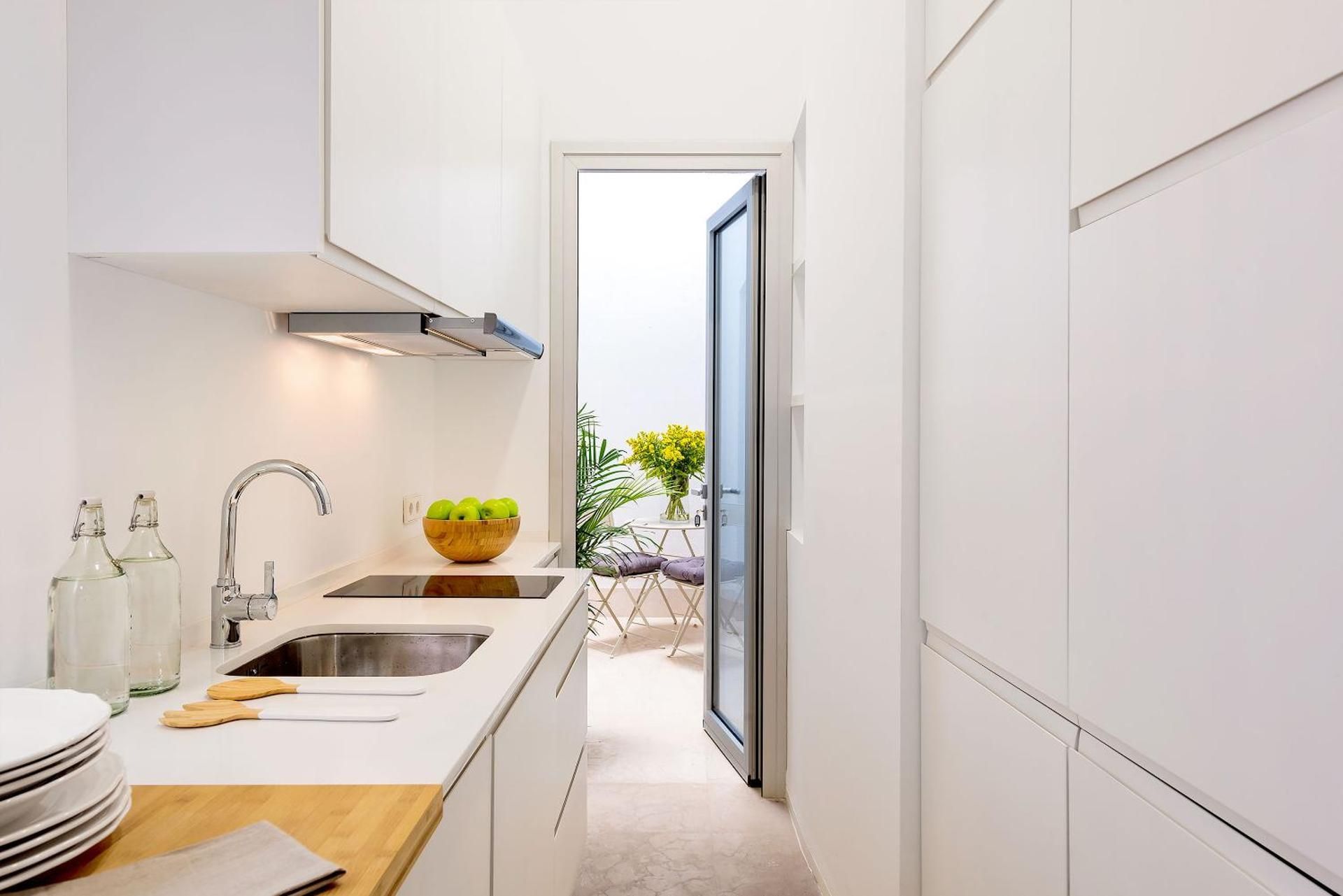 Three-Bedroom Apartment without Terrace