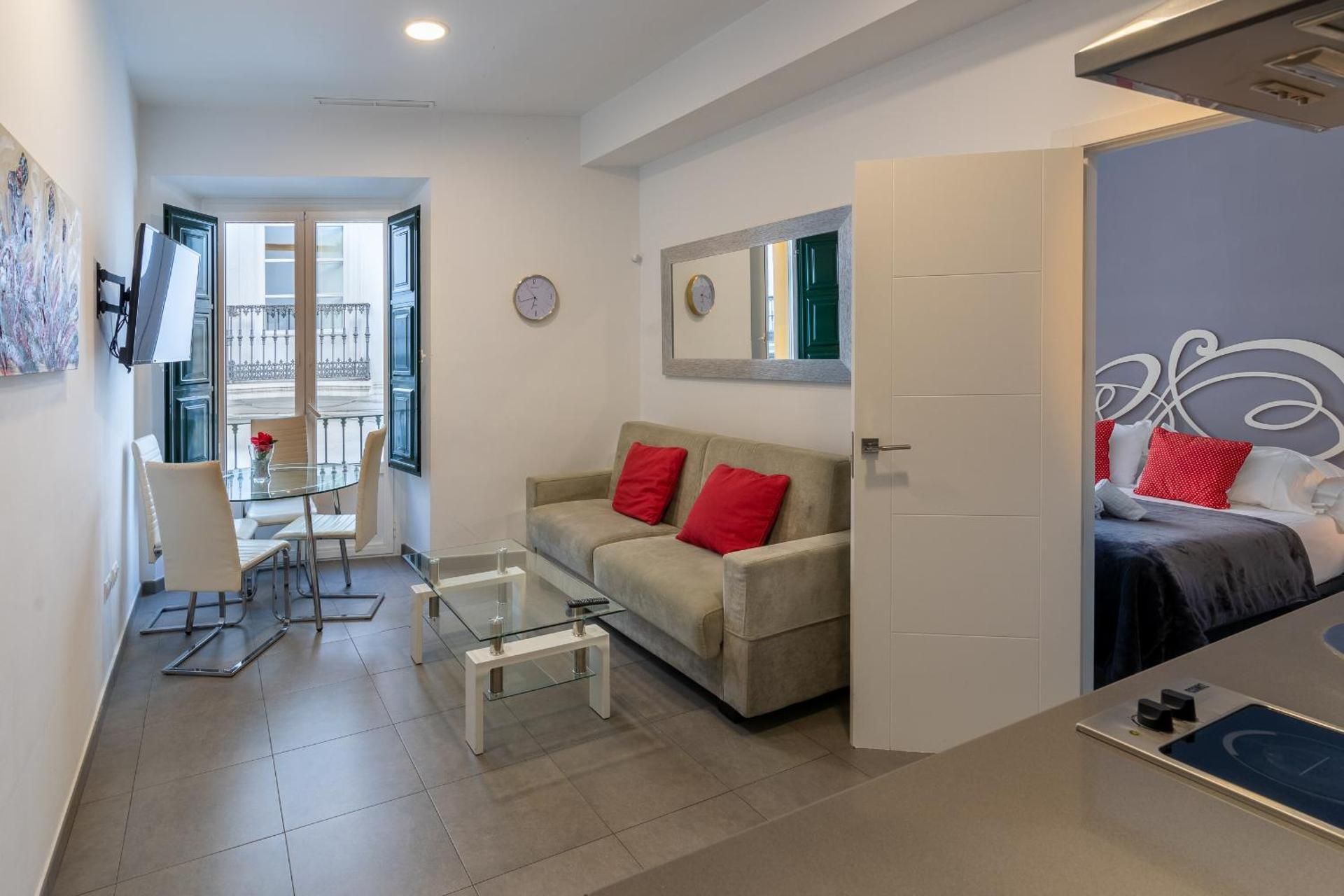 One-Bedroom Apartment (4 Adults)