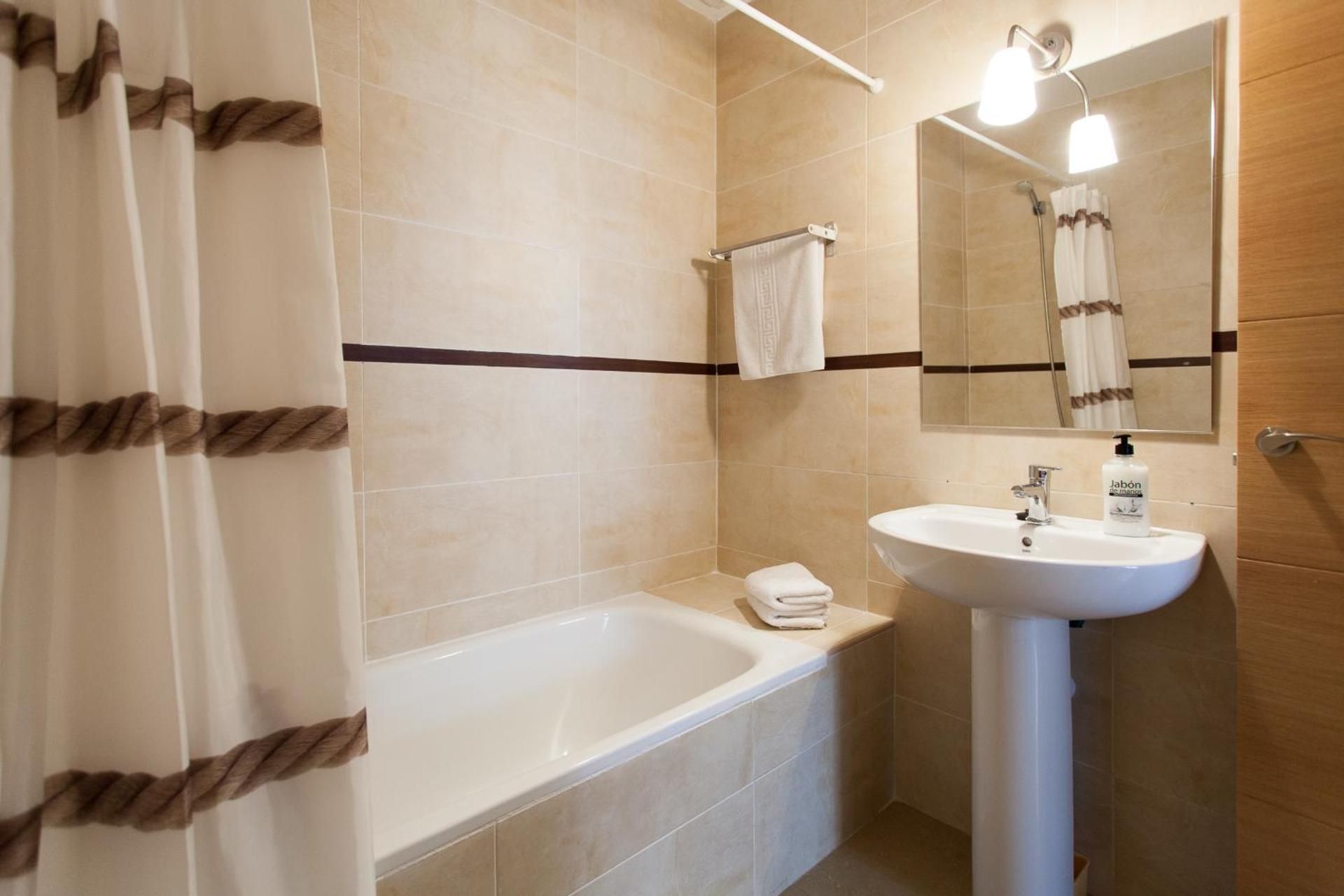 Two double room Apartment - Ground Floor