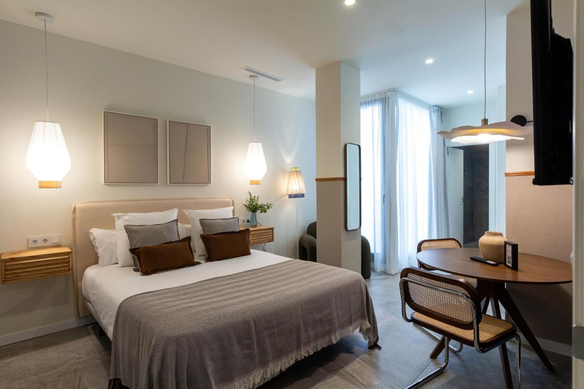 Two-Bedroom Duplex with Terrace