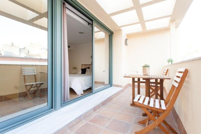One-Bedroom Apartment with Terrace