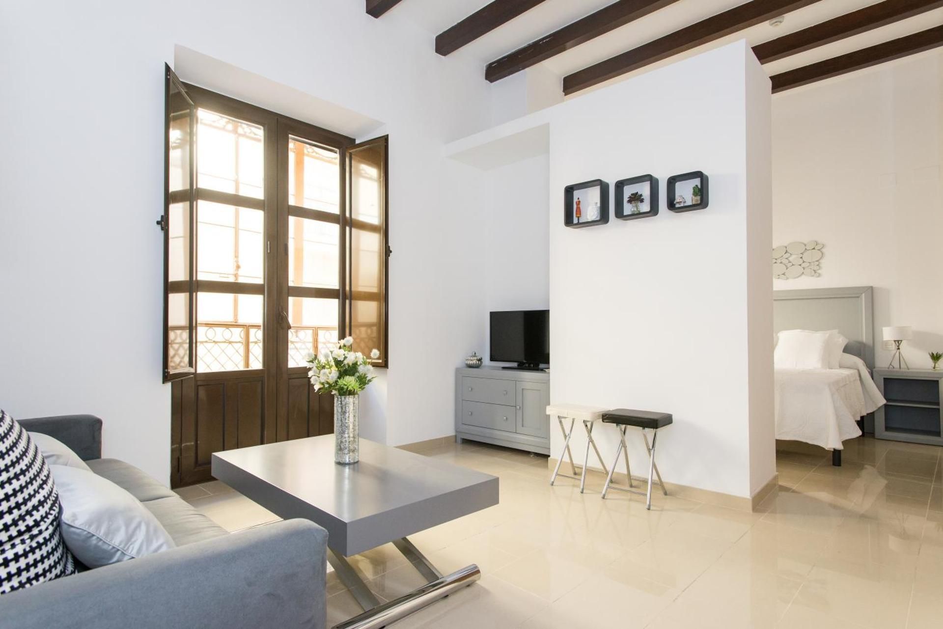 Apartment with Balcony