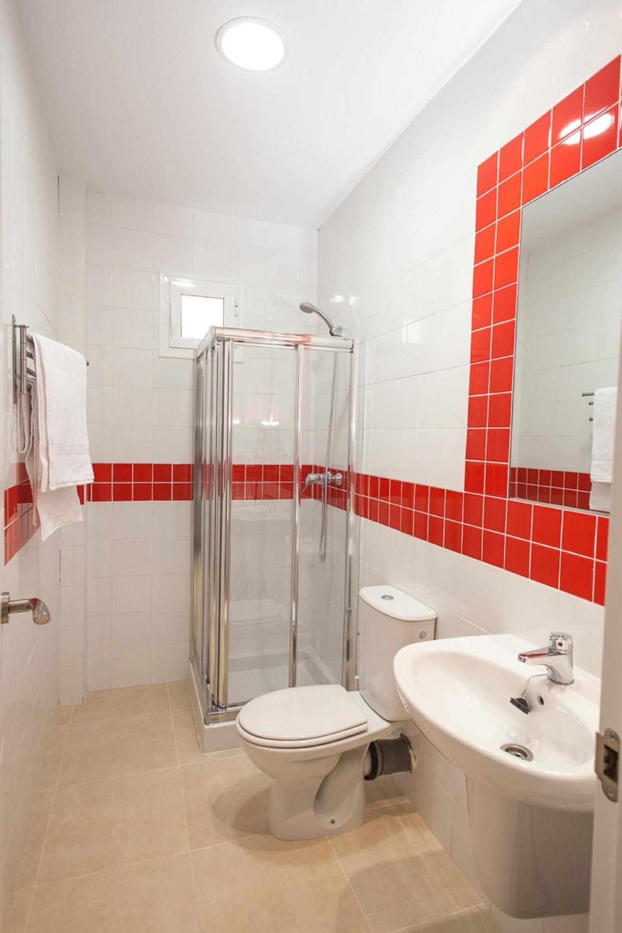 Apartment (2-4 Adults)