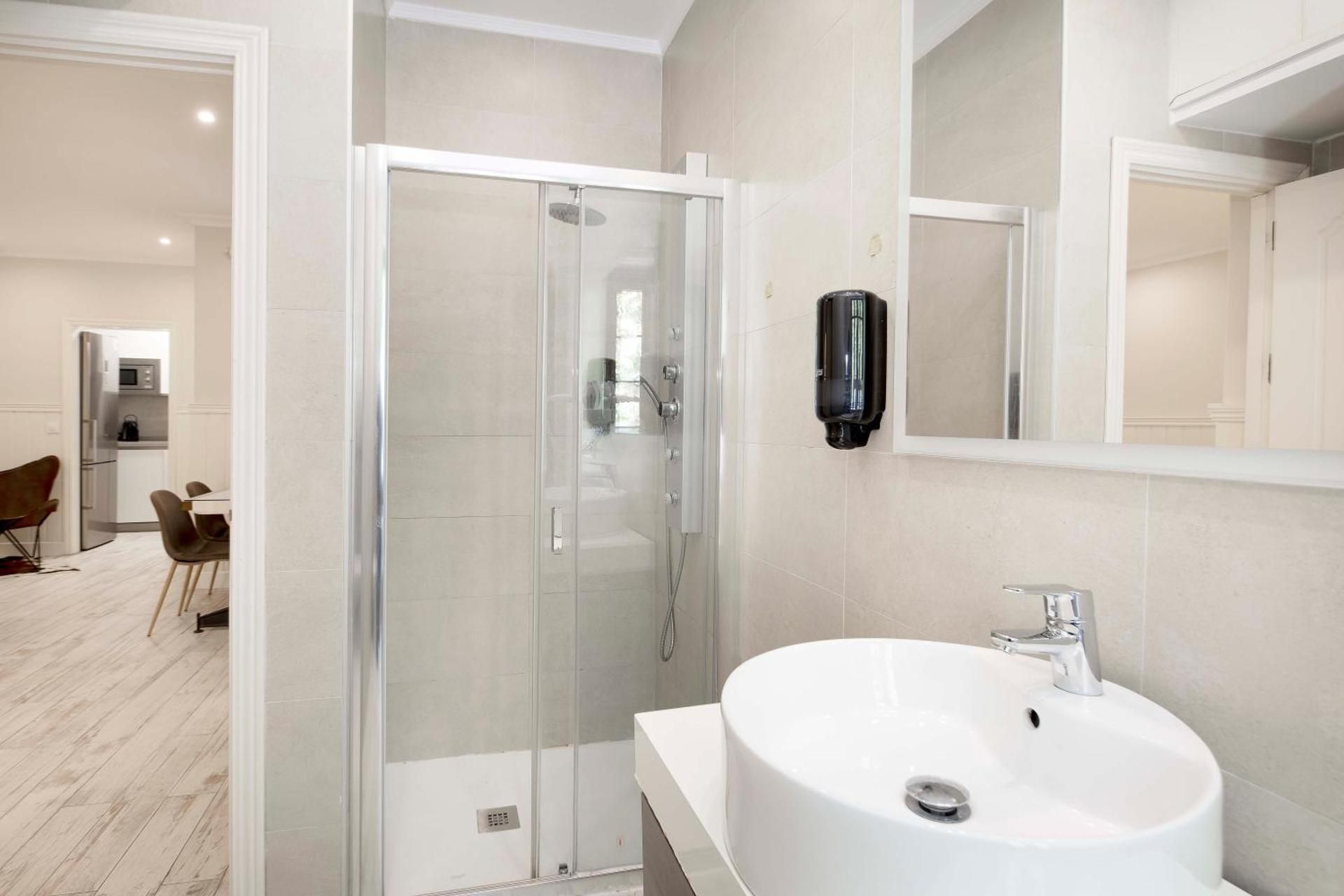 One-Bedroom Apartment Deluxe