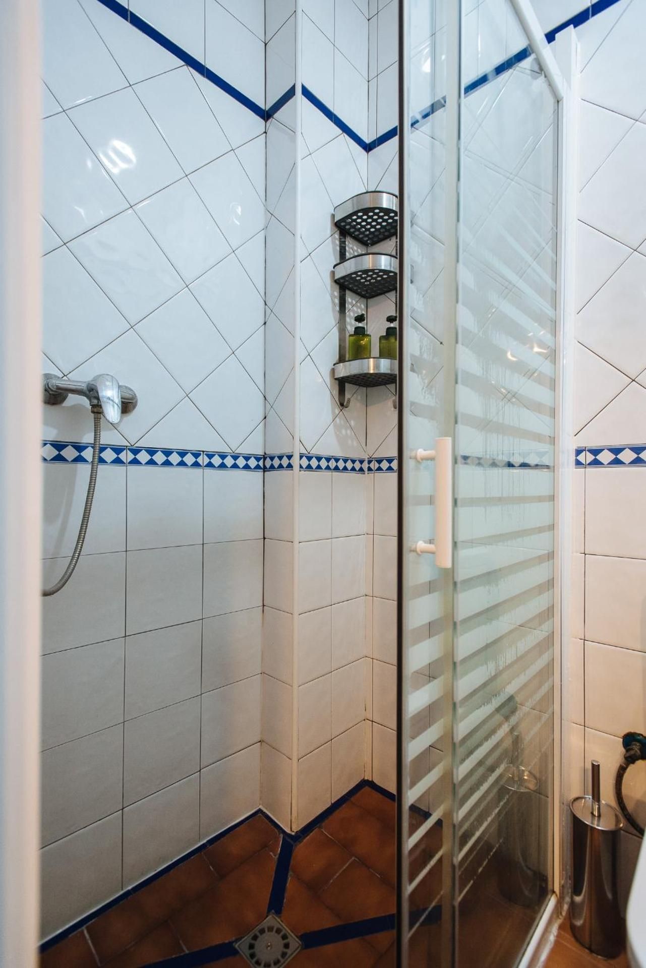 Standard Double Room with Shared Bathroom
