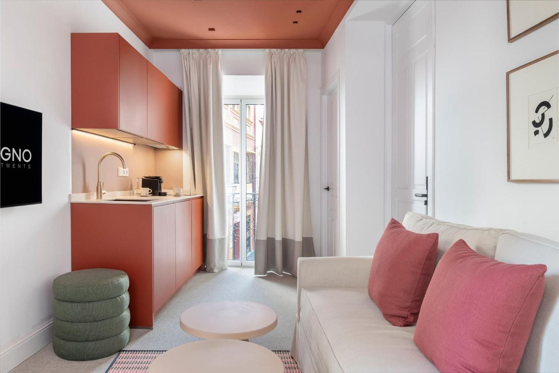 One-Bedroom Apartment with Balcony