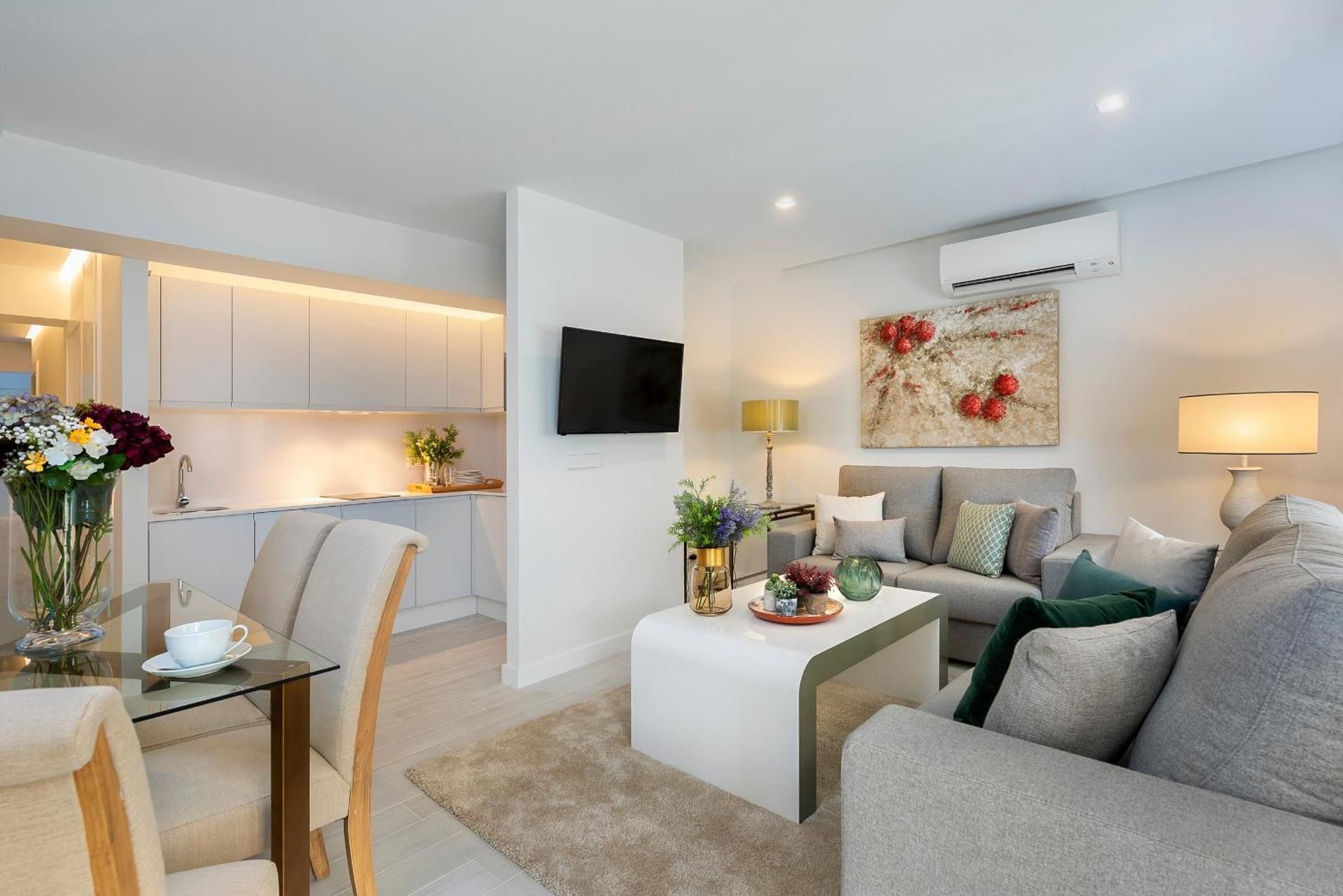 Superior Apartment