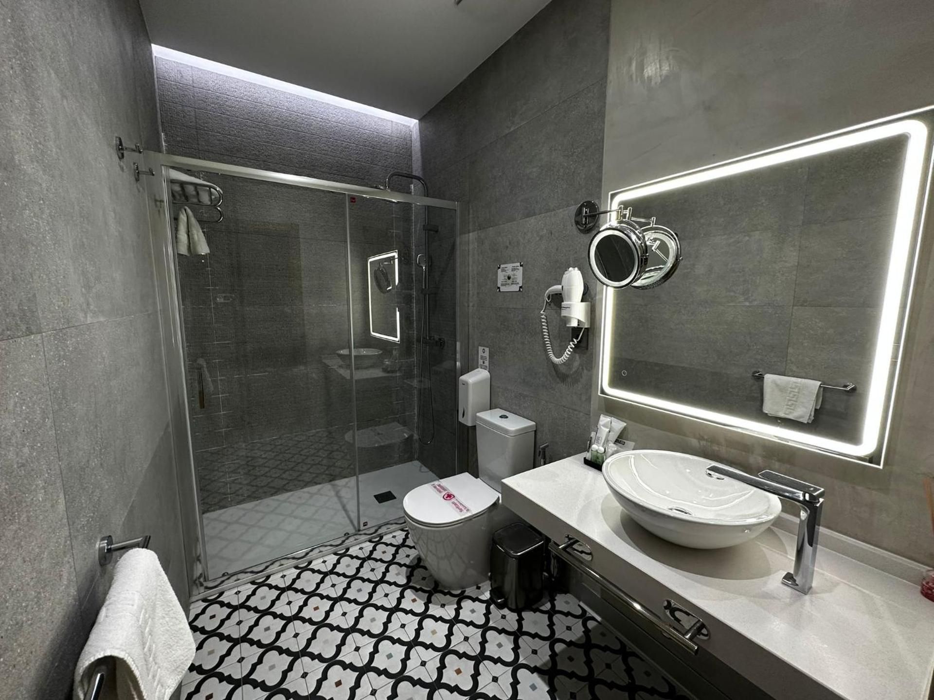 Double Interior Room