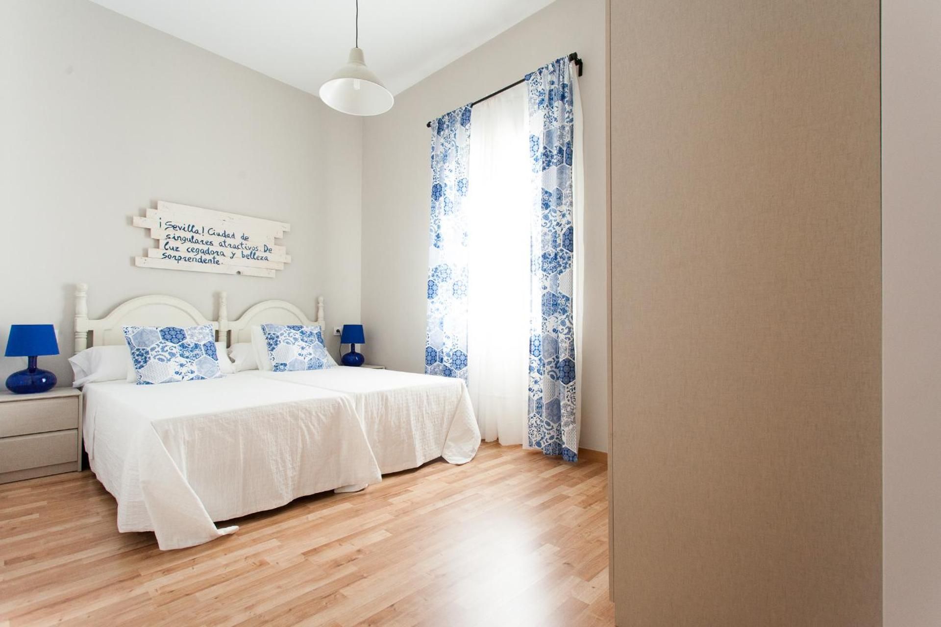 Three-Bedroom Apartment (Laraña 5.3)