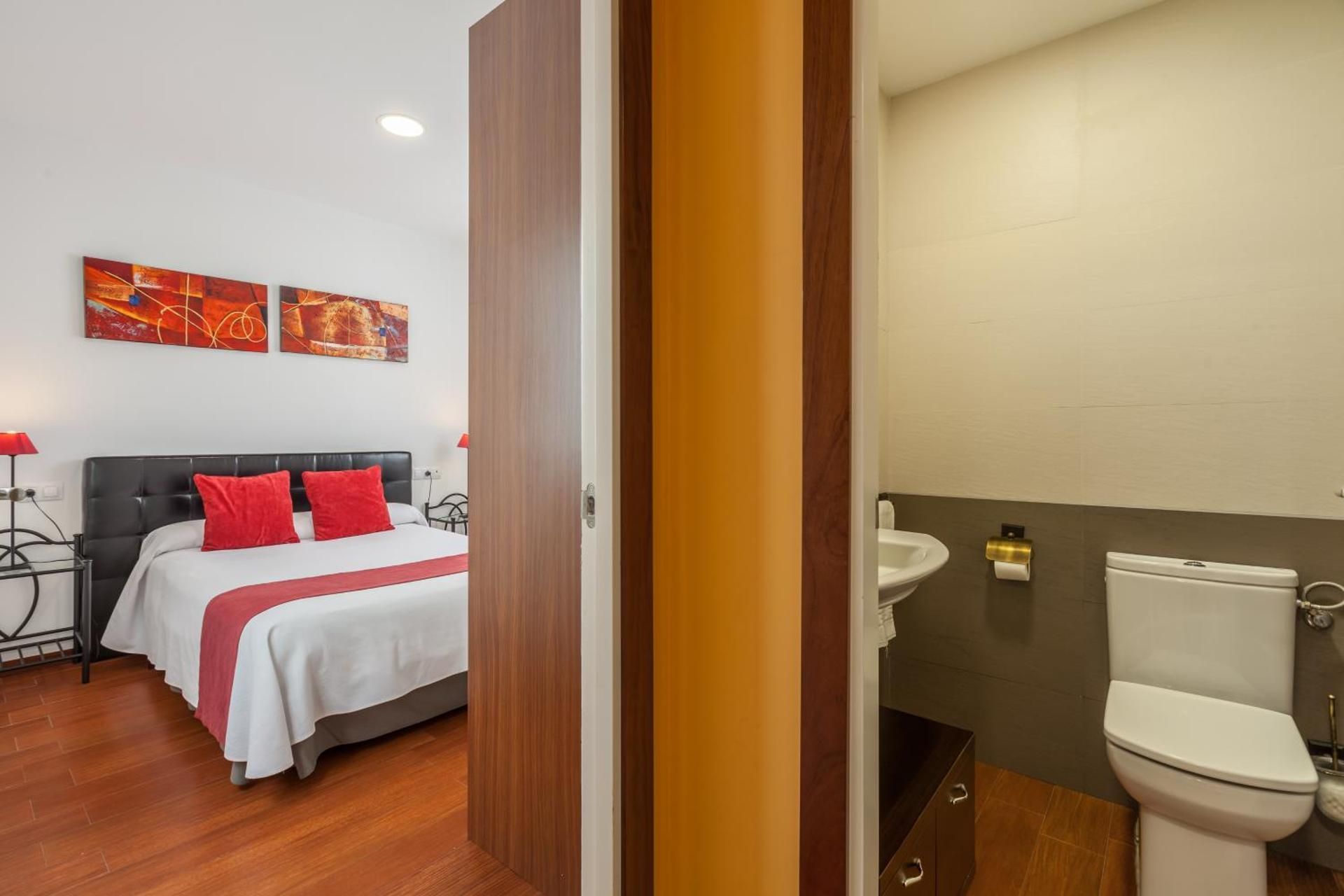 Three-Bedroom Apartment ( 5 Adults)