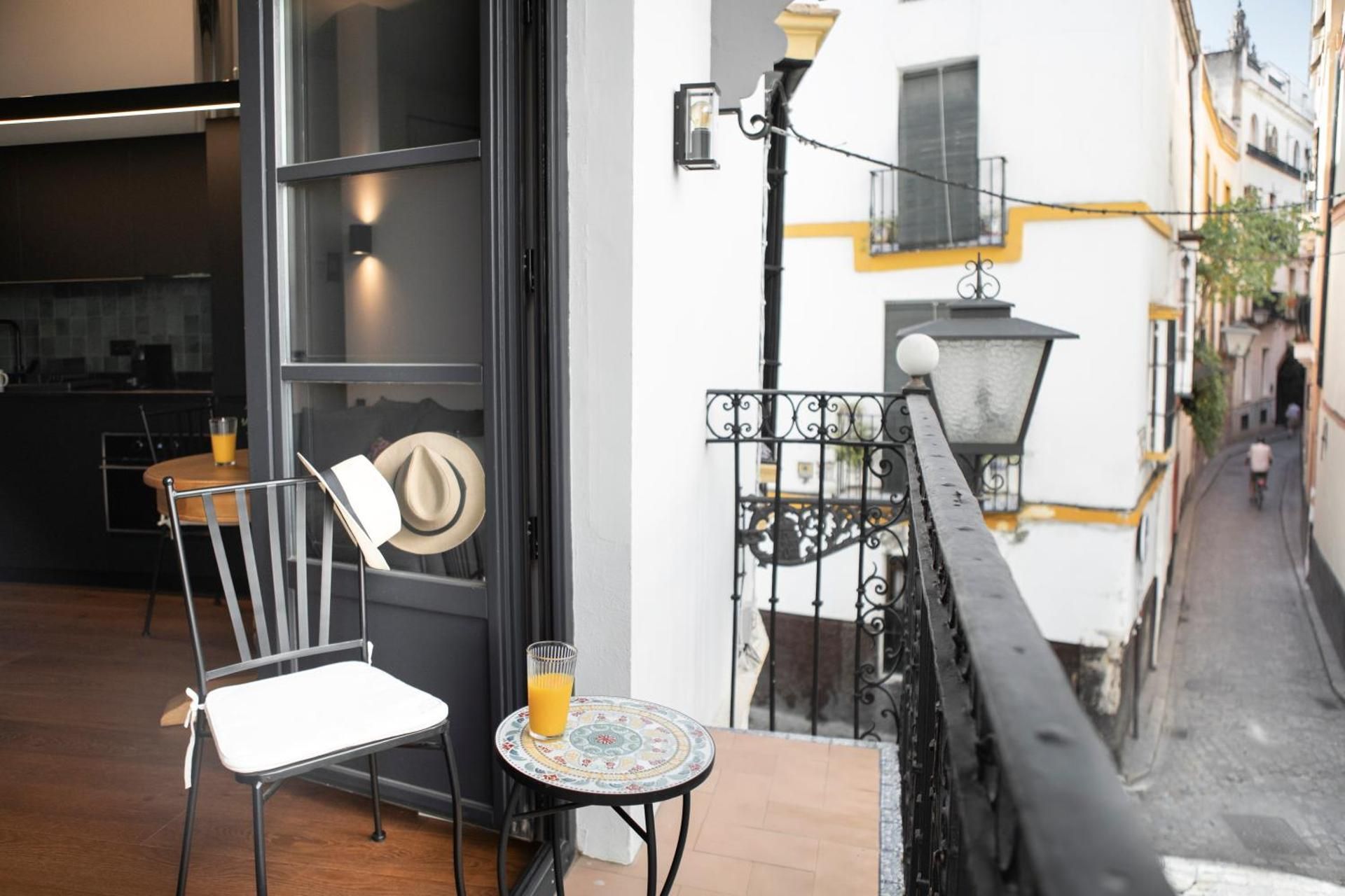 Apartment with Balcony